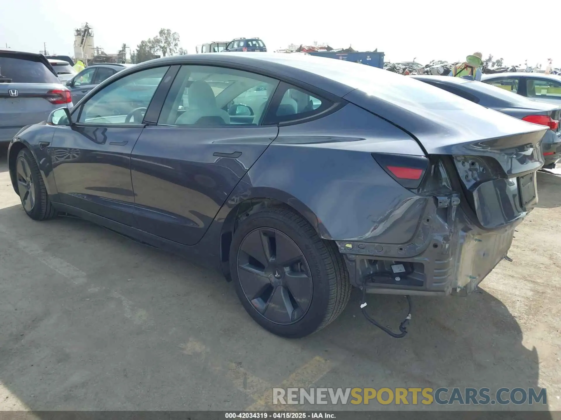 3 Фотография поврежденного автомобиля 5YJ3E1EA5PF700307 TESLA MODEL 3 2023