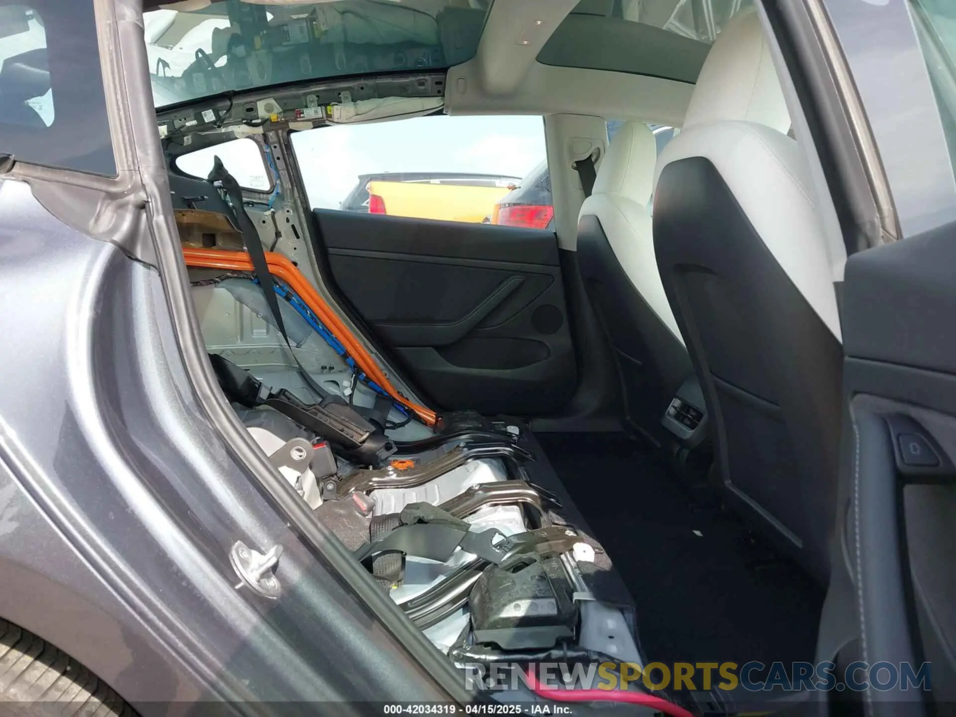 8 Фотография поврежденного автомобиля 5YJ3E1EA5PF700307 TESLA MODEL 3 2023
