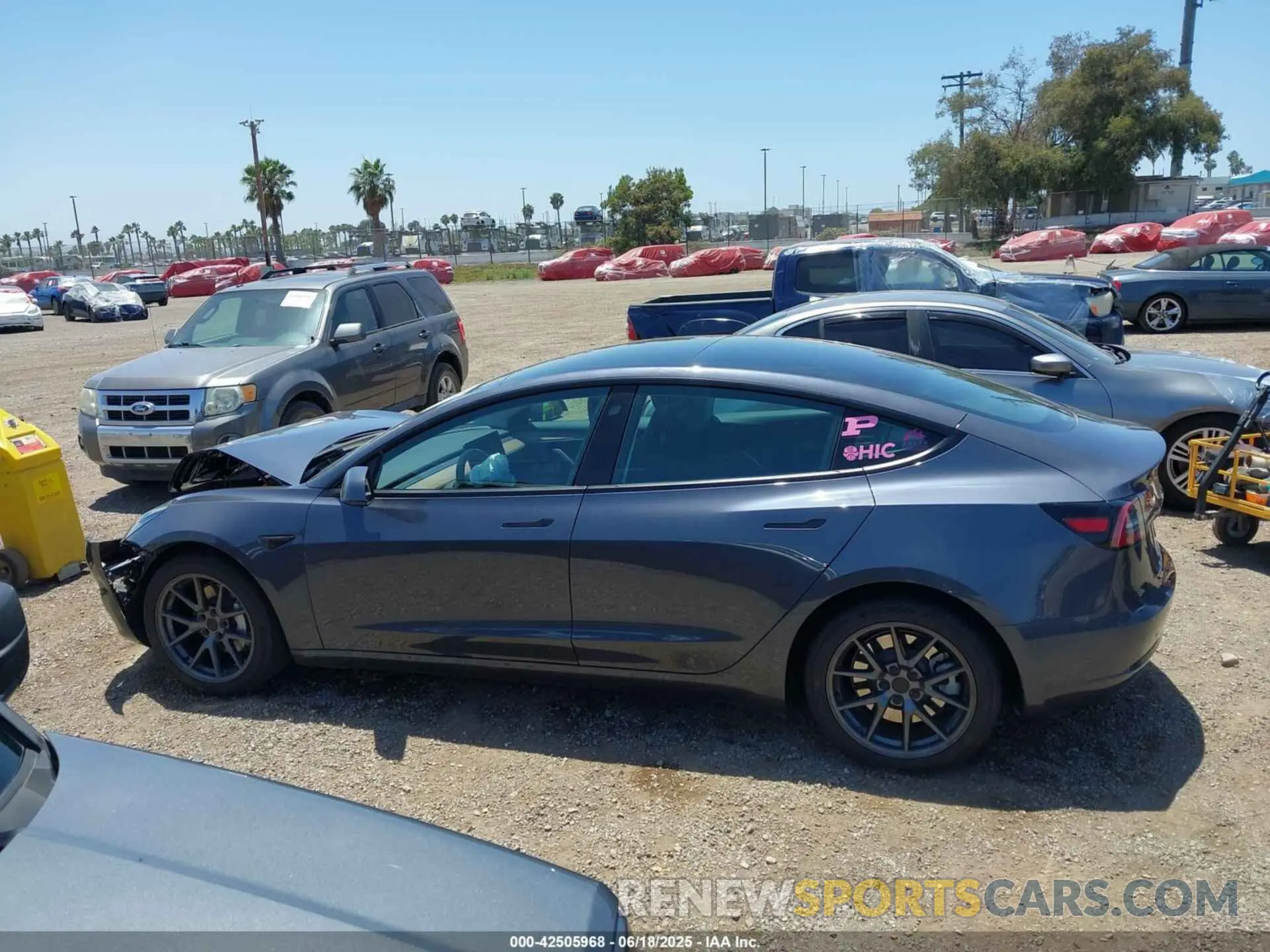 14 Photograph of a damaged car 5YJ3E1EA5PF709931 TESLA MODEL 3 2023