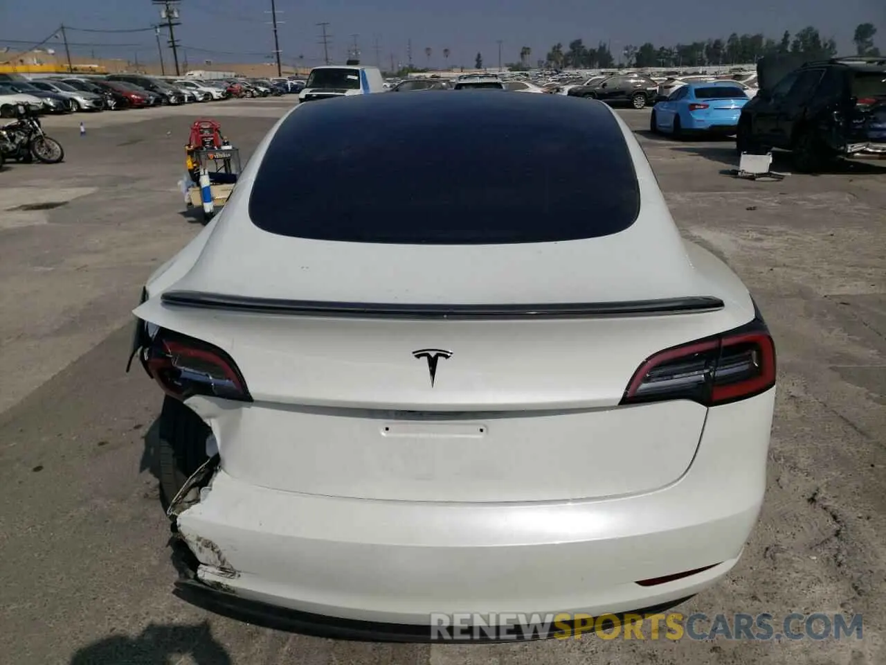 6 Photograph of a damaged car 5YJ3E1EA6PF429208 TESLA MODEL 3 2023