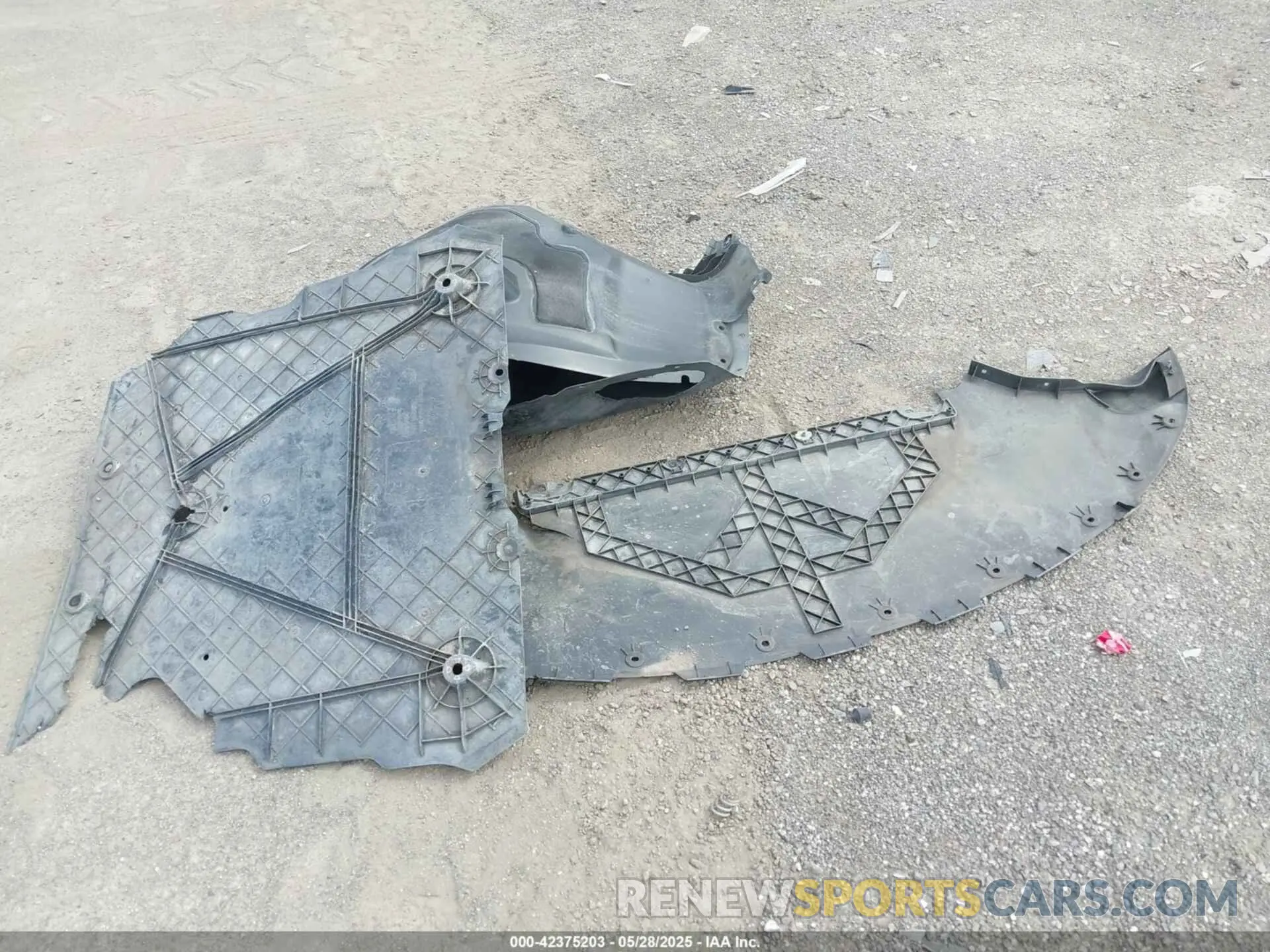 12 Photograph of a damaged car 5YJ3E1EA6PF435672 TESLA MODEL 3 2023