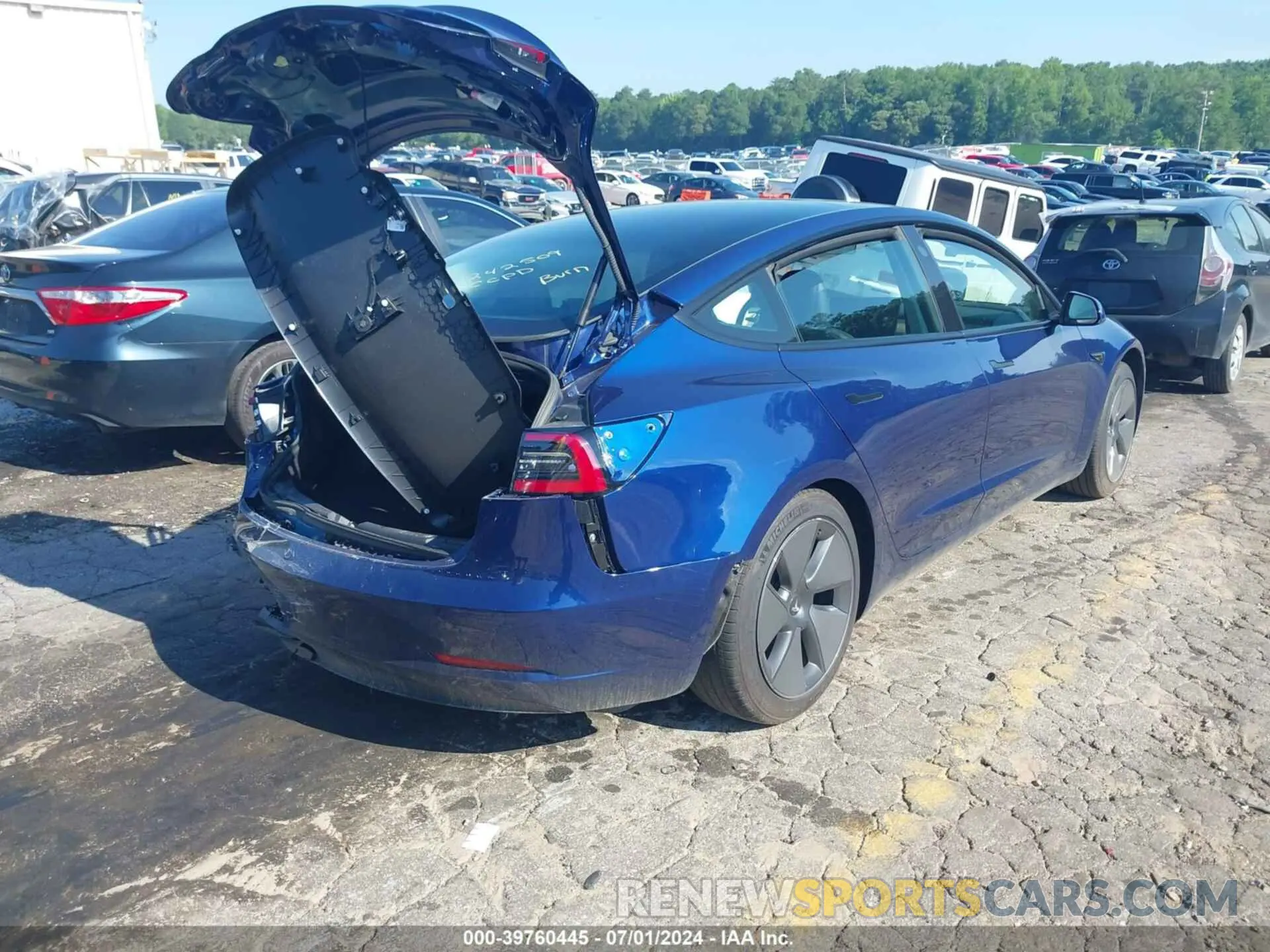 4 Фотография поврежденного автомобиля 5YJ3E1EA6PF436014 TESLA MODEL 3 2023