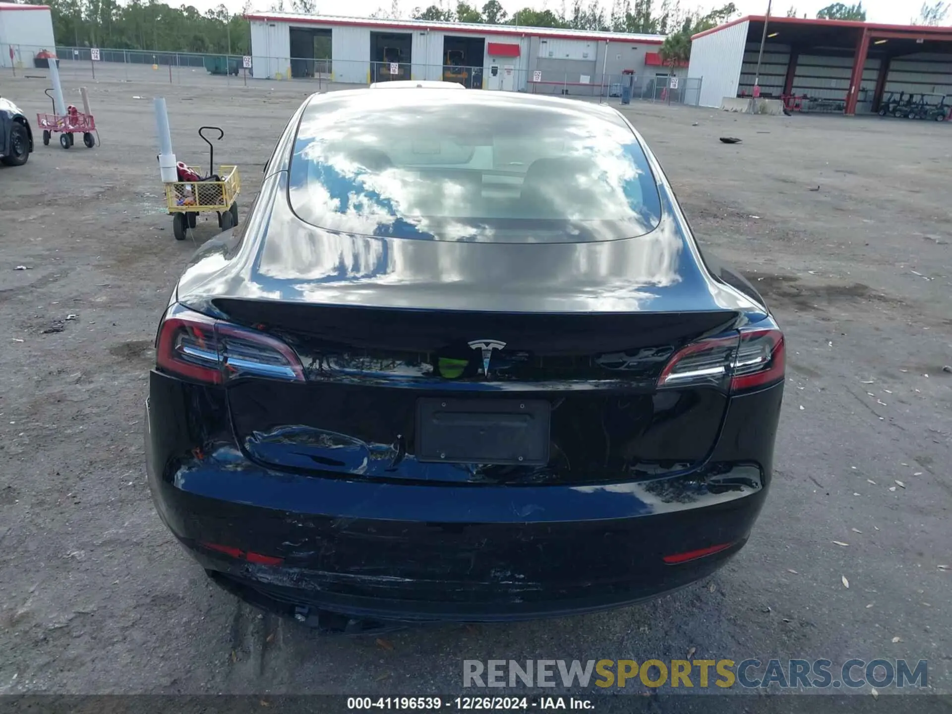 16 Photograph of a damaged car 5YJ3E1EA6PF438197 TESLA MODEL 3 2023