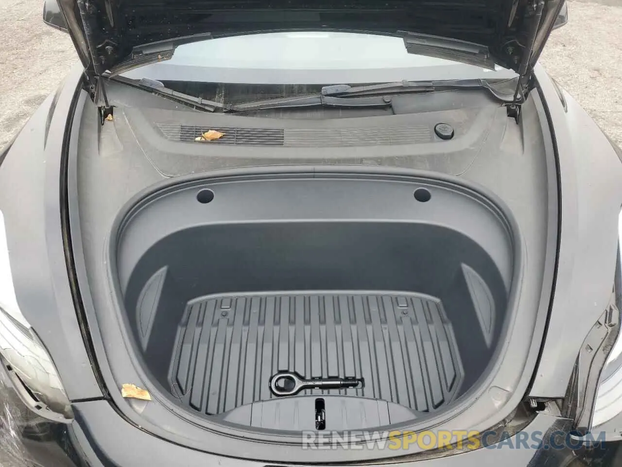 11 Фотография поврежденного автомобиля 5YJ3E1EA6PF439270 TESLA MODEL 3 2023