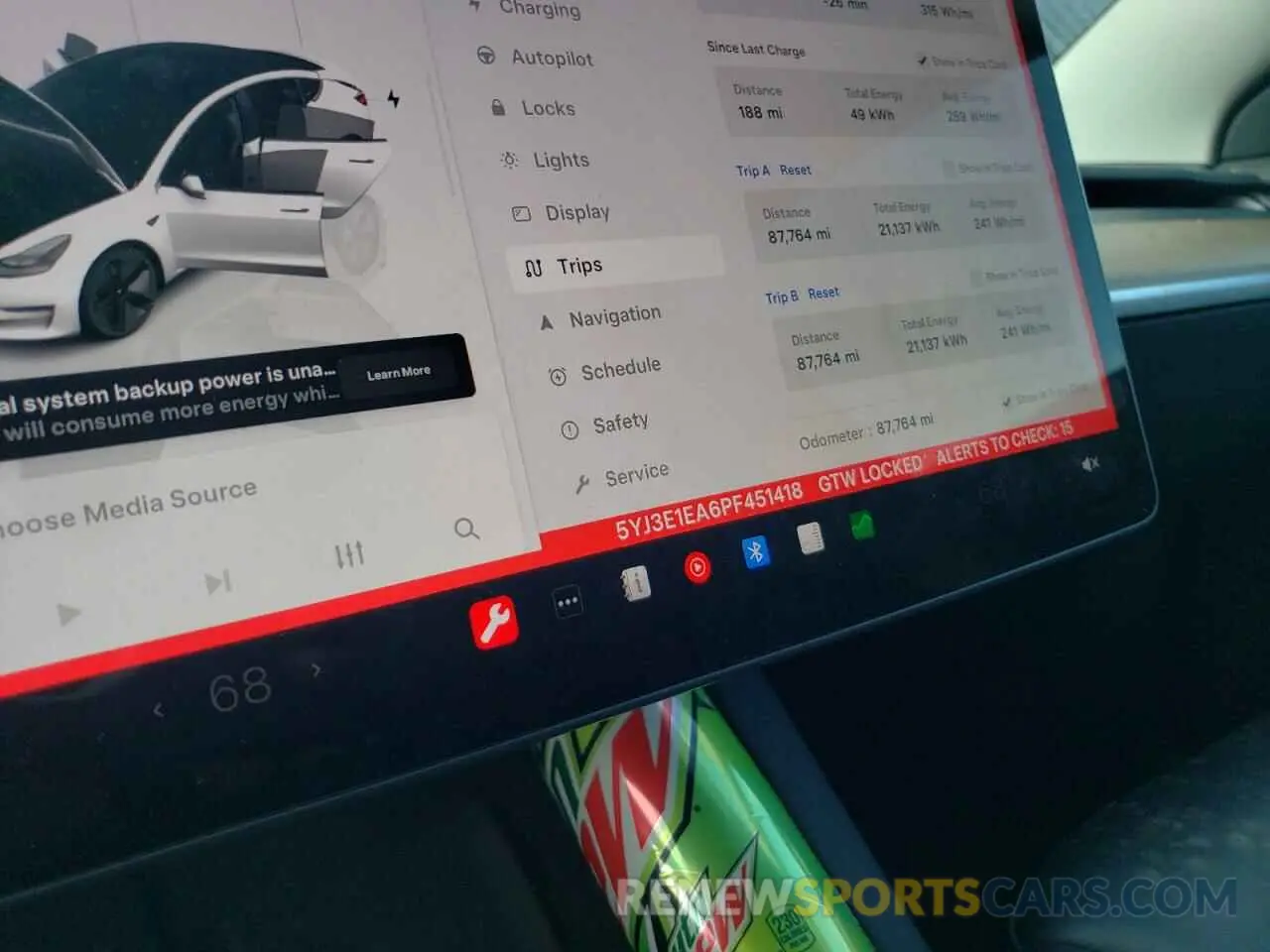 9 Photograph of a damaged car 5YJ3E1EA6PF451418 TESLA MODEL 3 2023