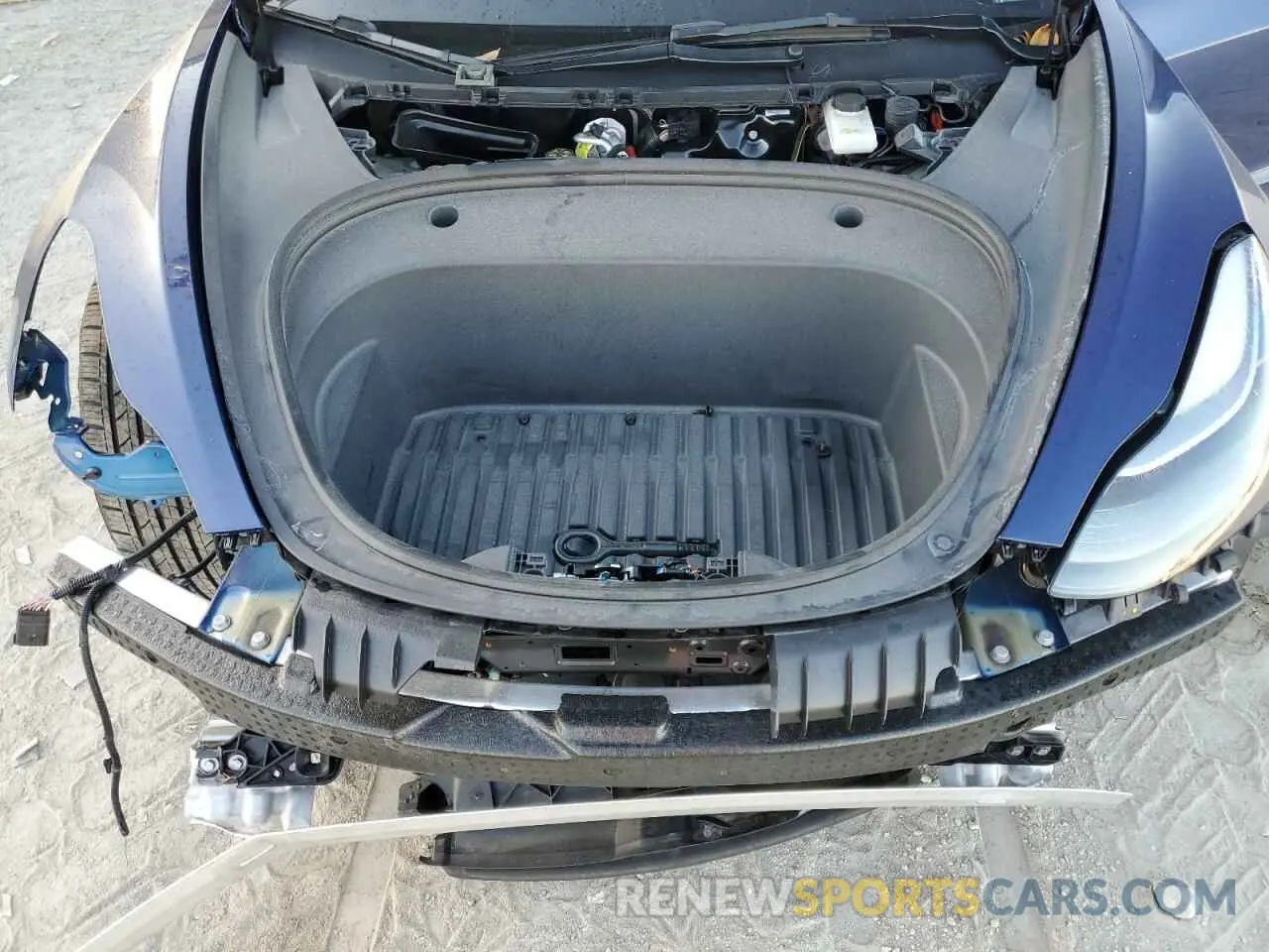 11 Photograph of a damaged car 5YJ3E1EA6PF457672 TESLA MODEL 3 2023
