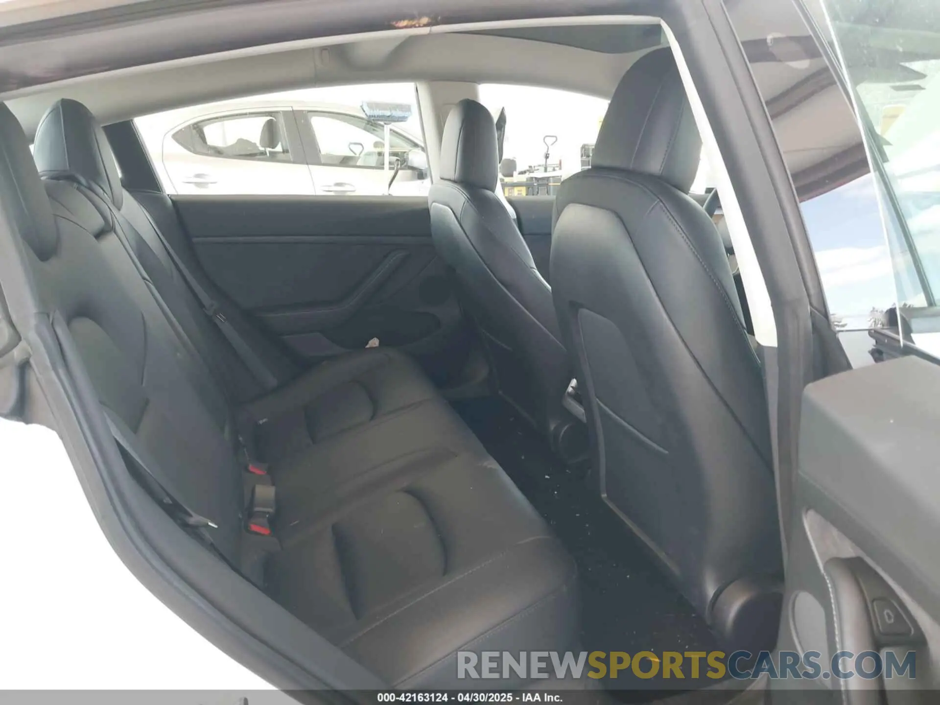 8 Фотография поврежденного автомобиля 5YJ3E1EA6PF472978 TESLA MODEL 3 2023