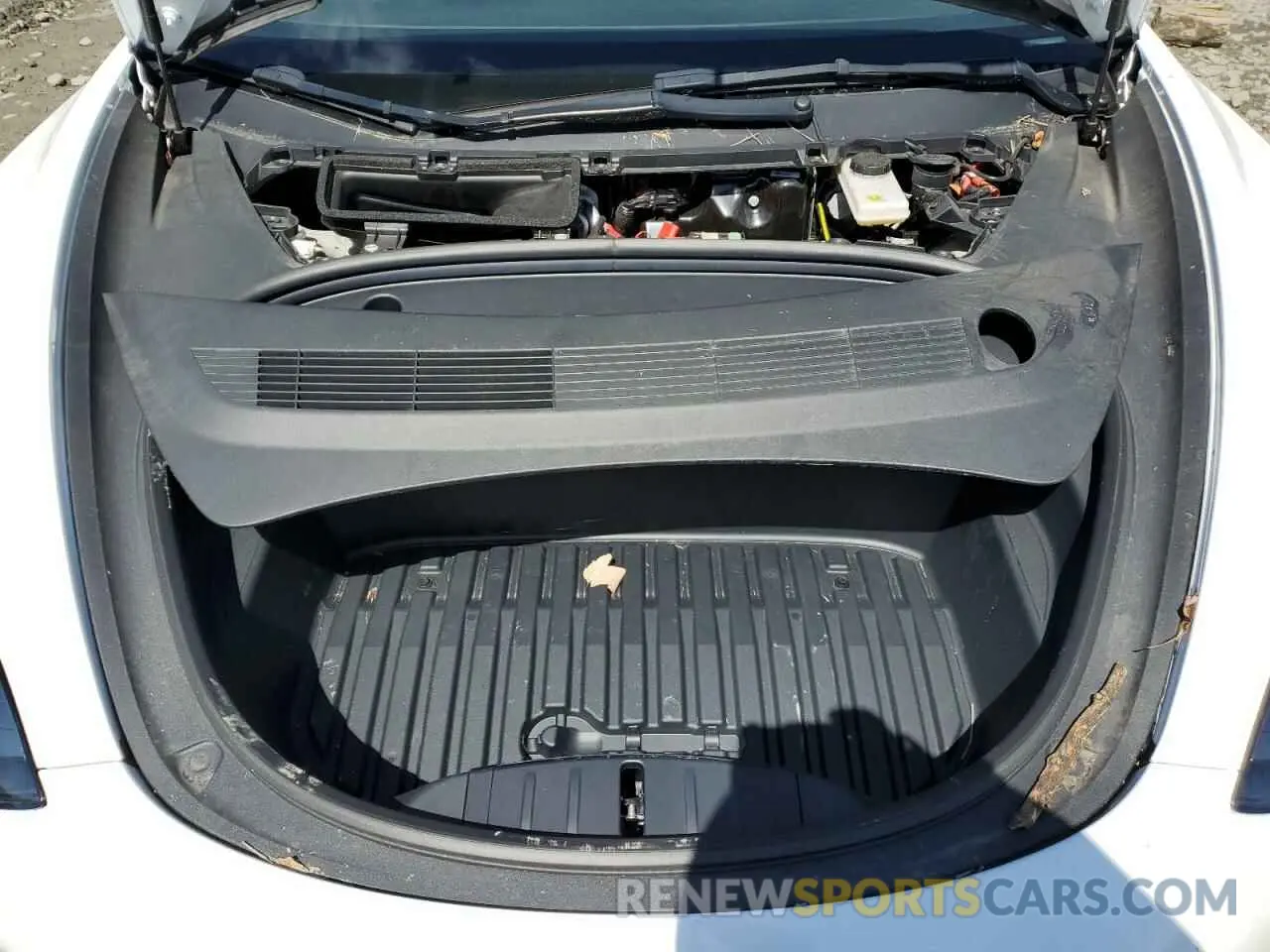 11 Photograph of a damaged car 5YJ3E1EA6PF487321 TESLA MODEL 3 2023