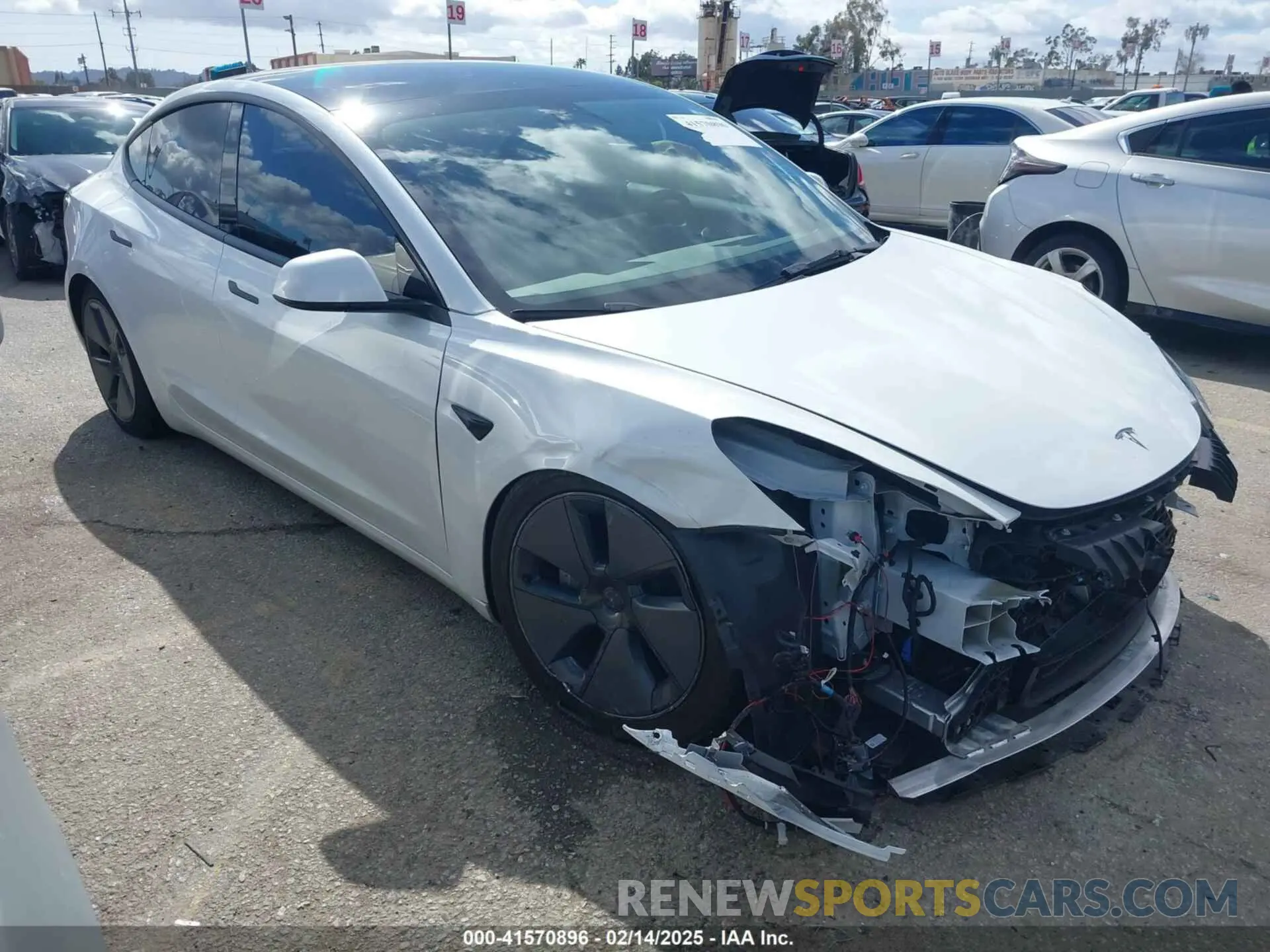 1 Фотография поврежденного автомобиля 5YJ3E1EA6PF488405 TESLA MODEL 3 2023