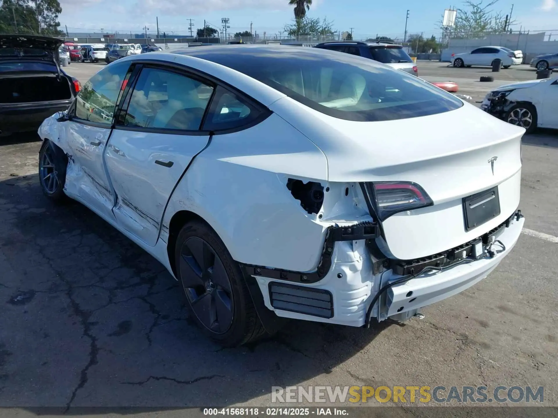 3 Photograph of a damaged car 5YJ3E1EA6PF495631 TESLA MODEL 3 2023