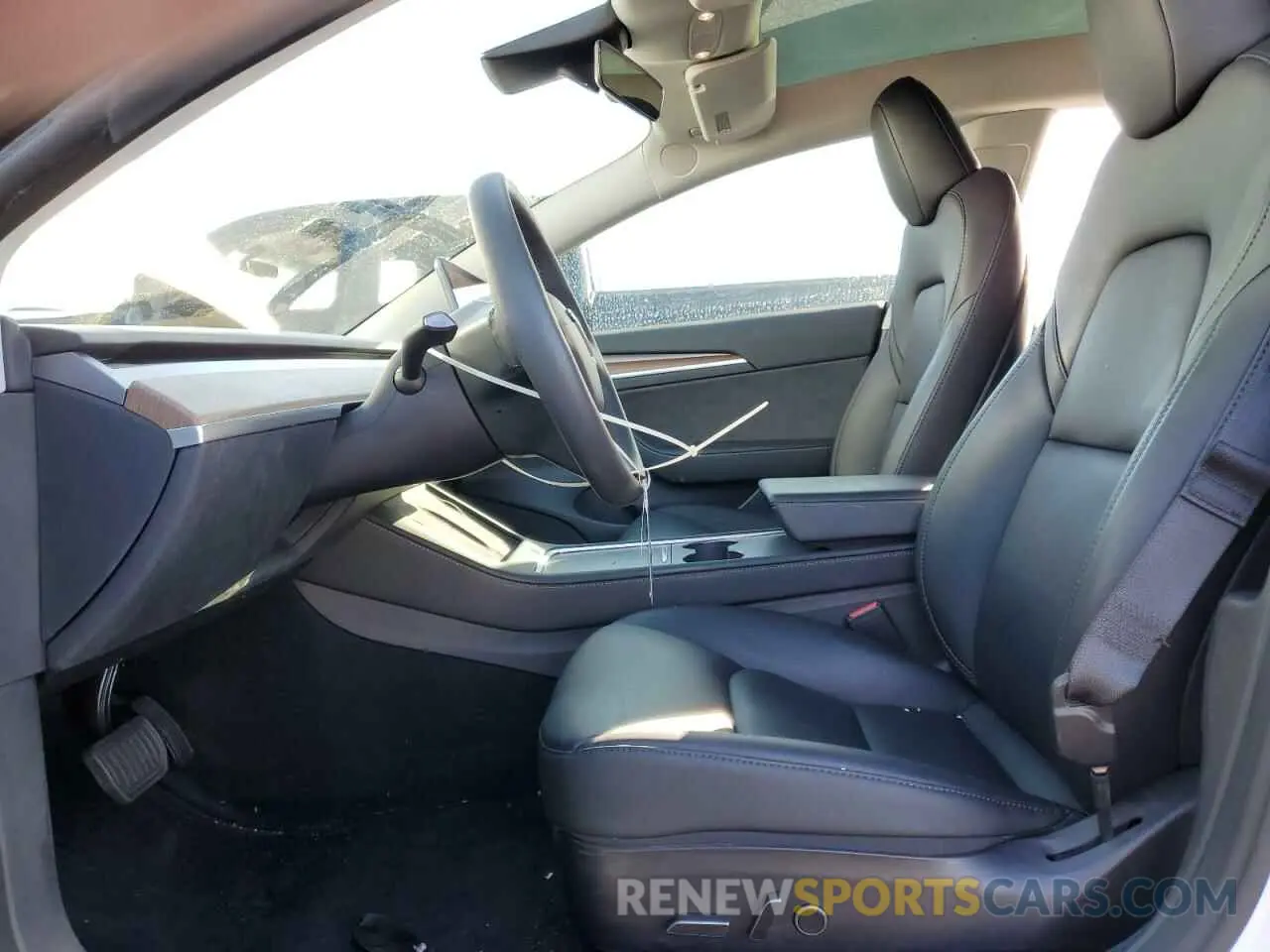 7 Photograph of a damaged car 5YJ3E1EA6PF500889 TESLA MODEL 3 2023