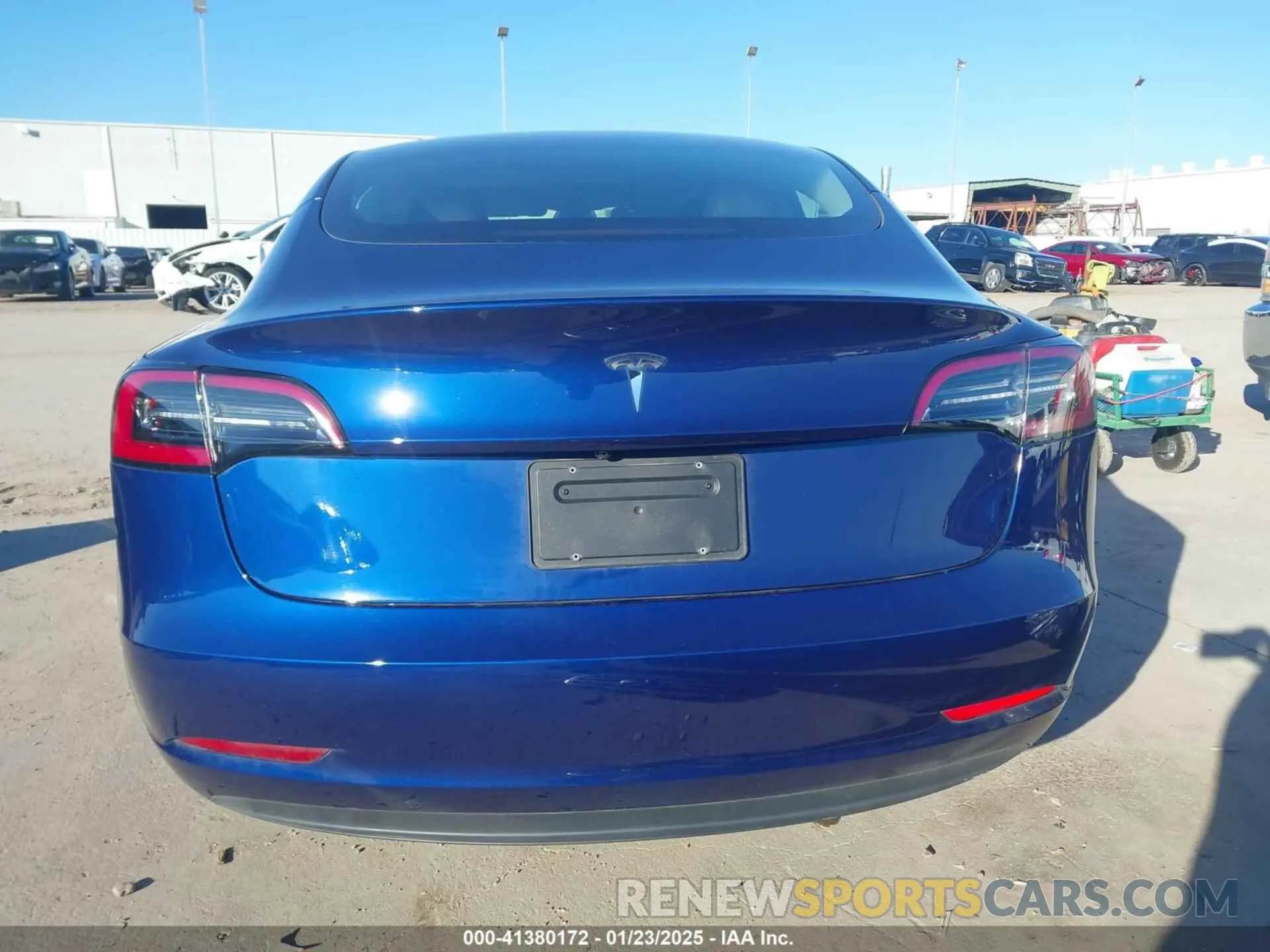 15 Photograph of a damaged car 5YJ3E1EA6PF505252 TESLA MODEL 3 2023