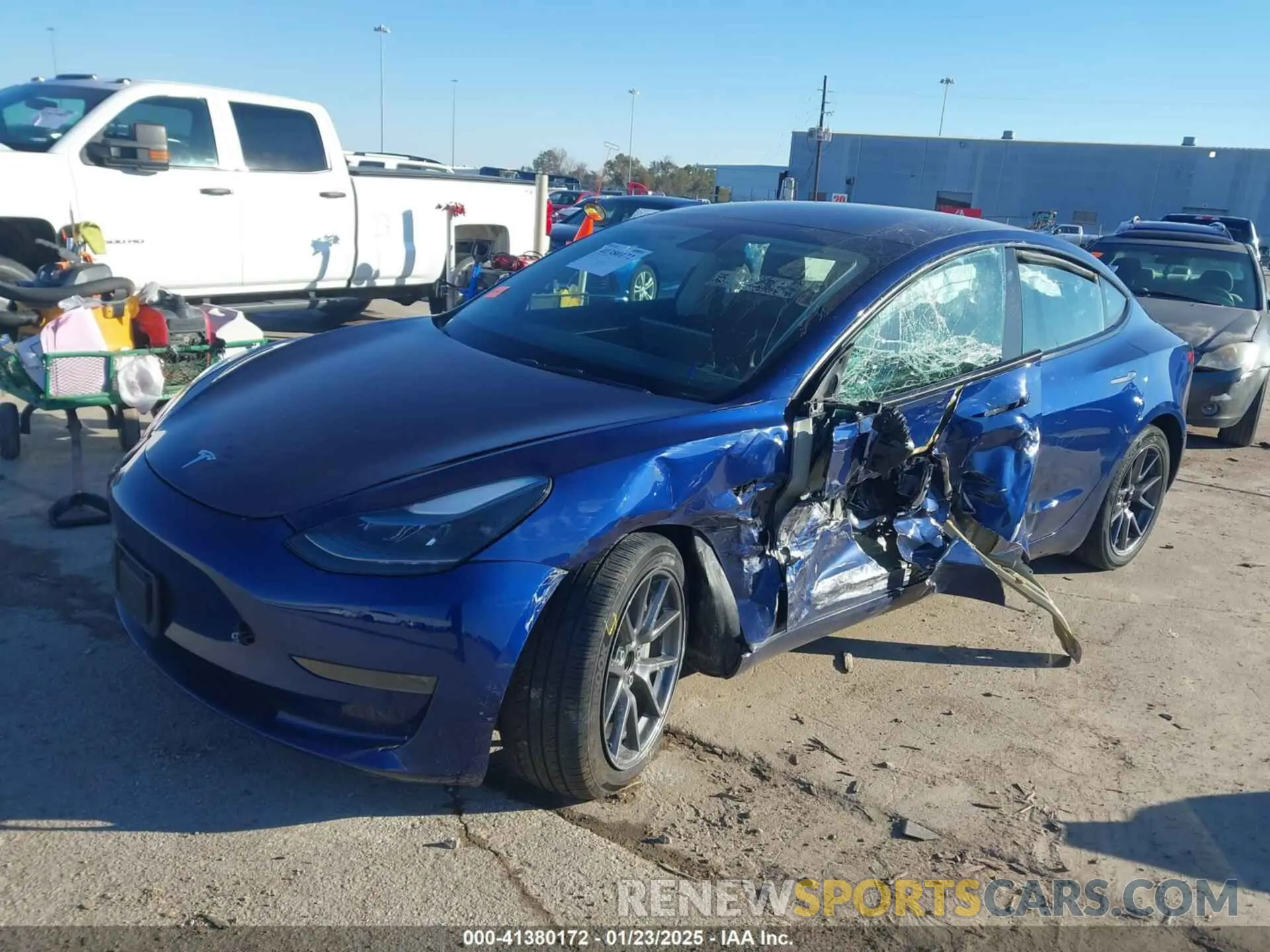 2 Photograph of a damaged car 5YJ3E1EA6PF505252 TESLA MODEL 3 2023