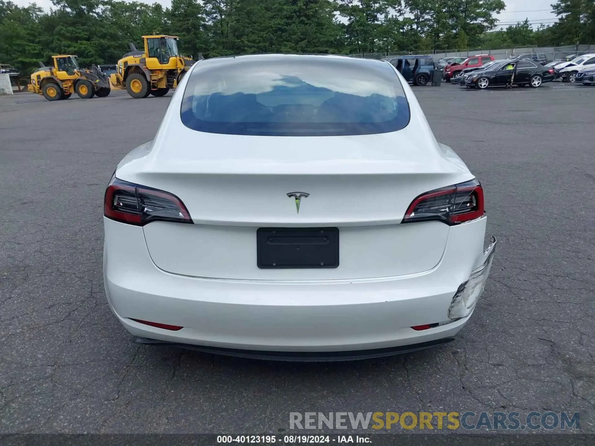 16 Photograph of a damaged car 5YJ3E1EA6PF509527 TESLA MODEL 3 2023