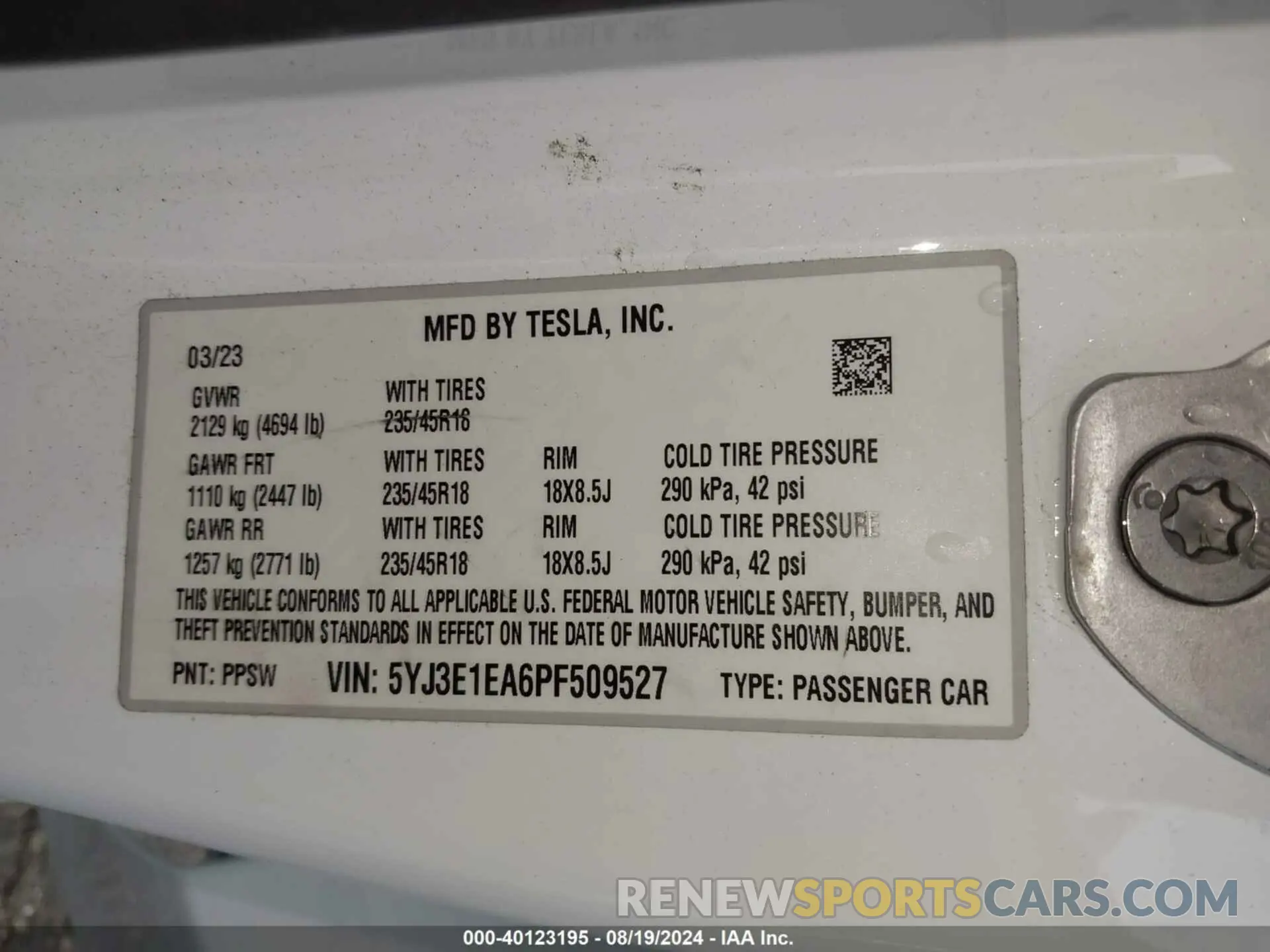 9 Photograph of a damaged car 5YJ3E1EA6PF509527 TESLA MODEL 3 2023