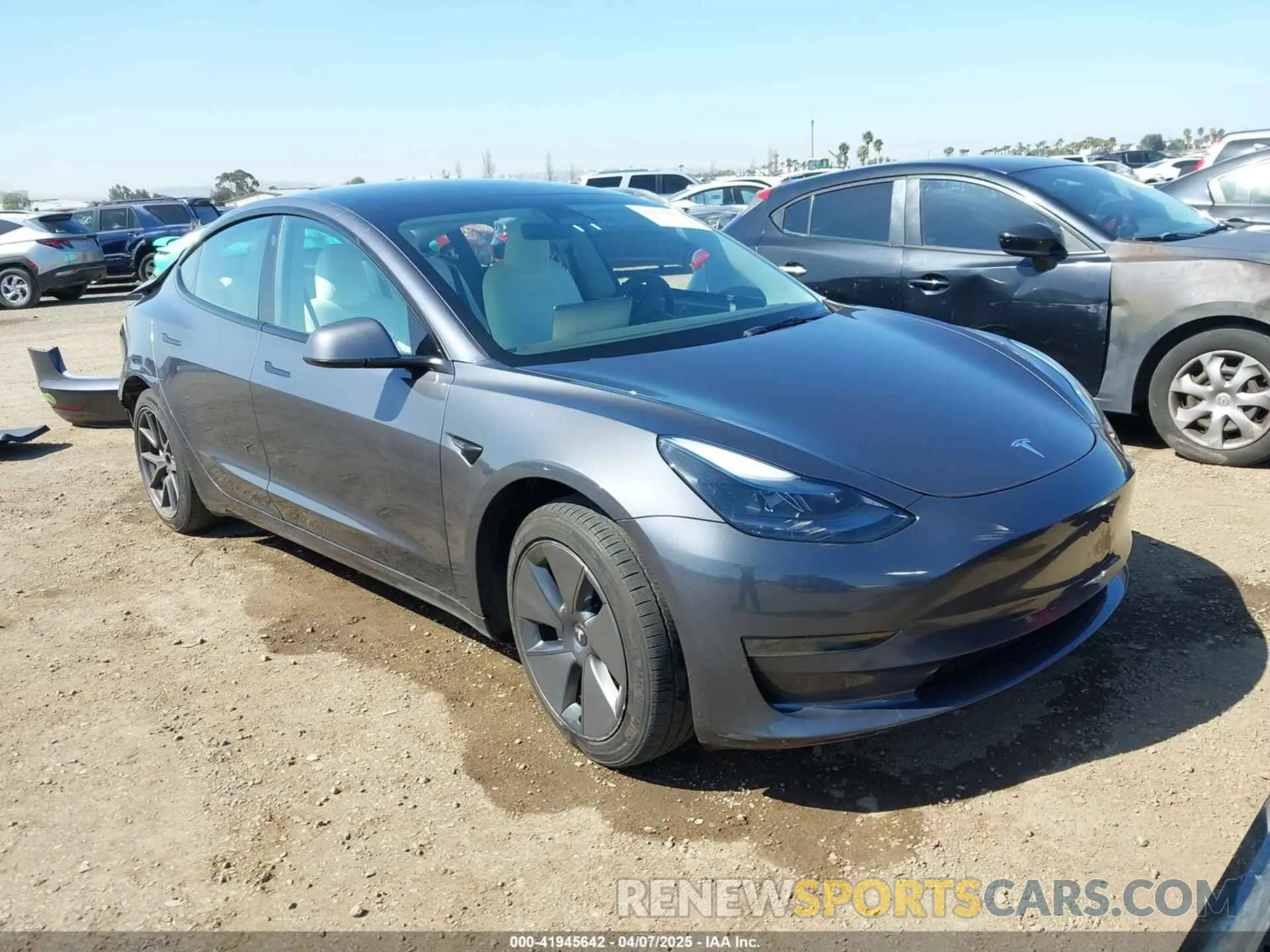 1 Photograph of a damaged car 5YJ3E1EA6PF514744 TESLA MODEL 3 2023