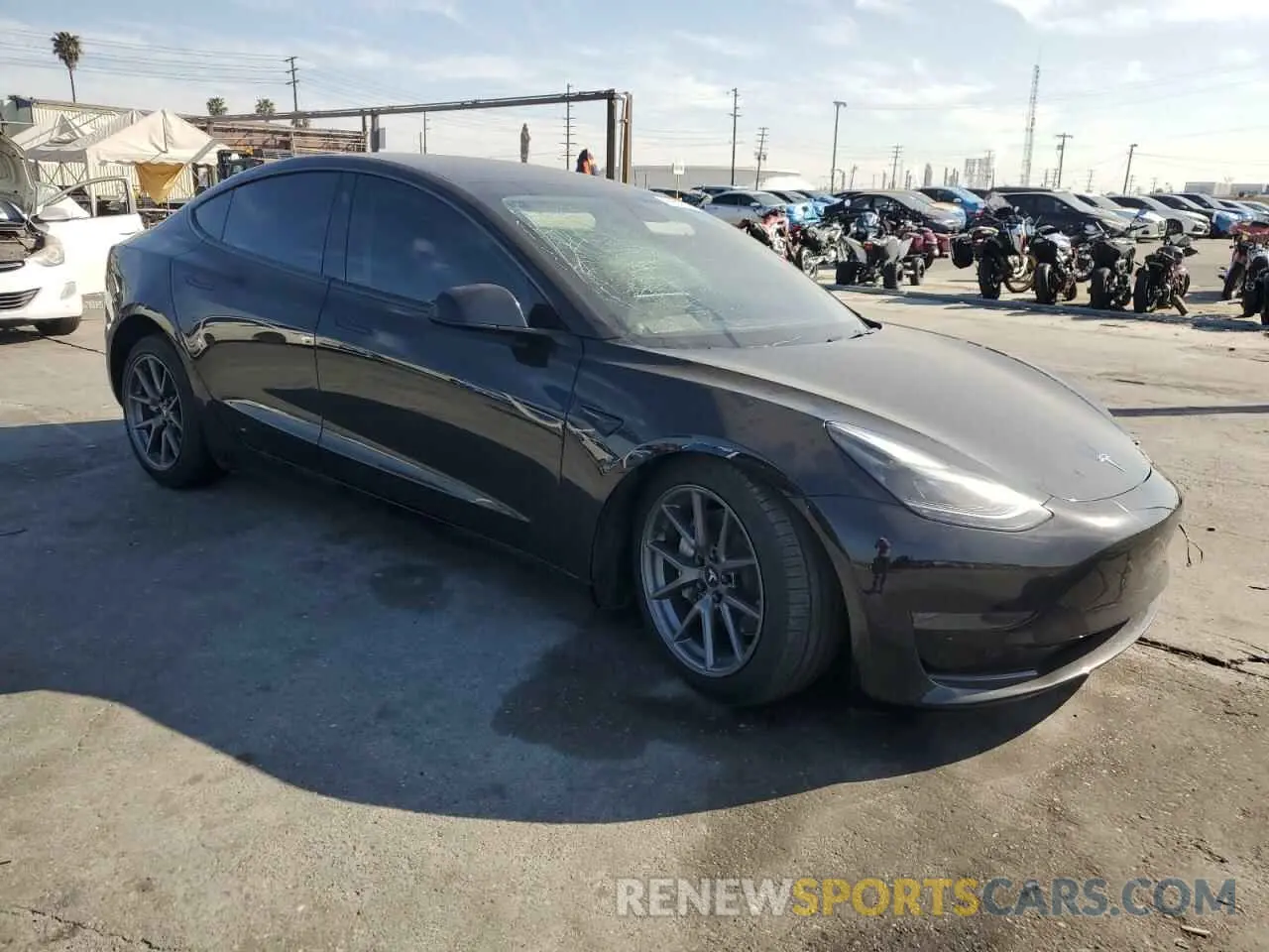 4 Фотография поврежденного автомобиля 5YJ3E1EA6PF546643 TESLA MODEL 3 2023