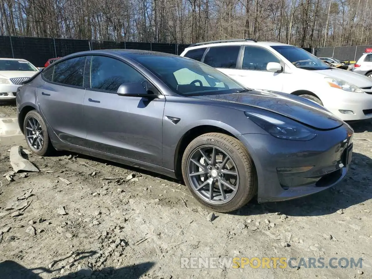 4 Photograph of a damaged car 5YJ3E1EA6PF548229 TESLA MODEL 3 2023