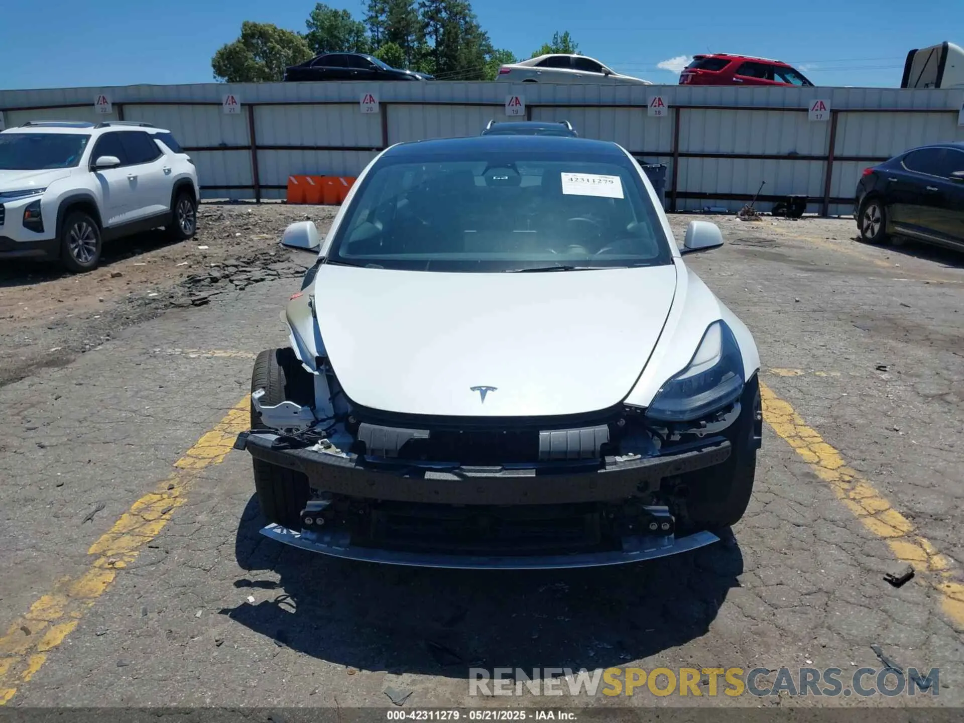 12 Фотография поврежденного автомобиля 5YJ3E1EA6PF550594 TESLA MODEL 3 2023