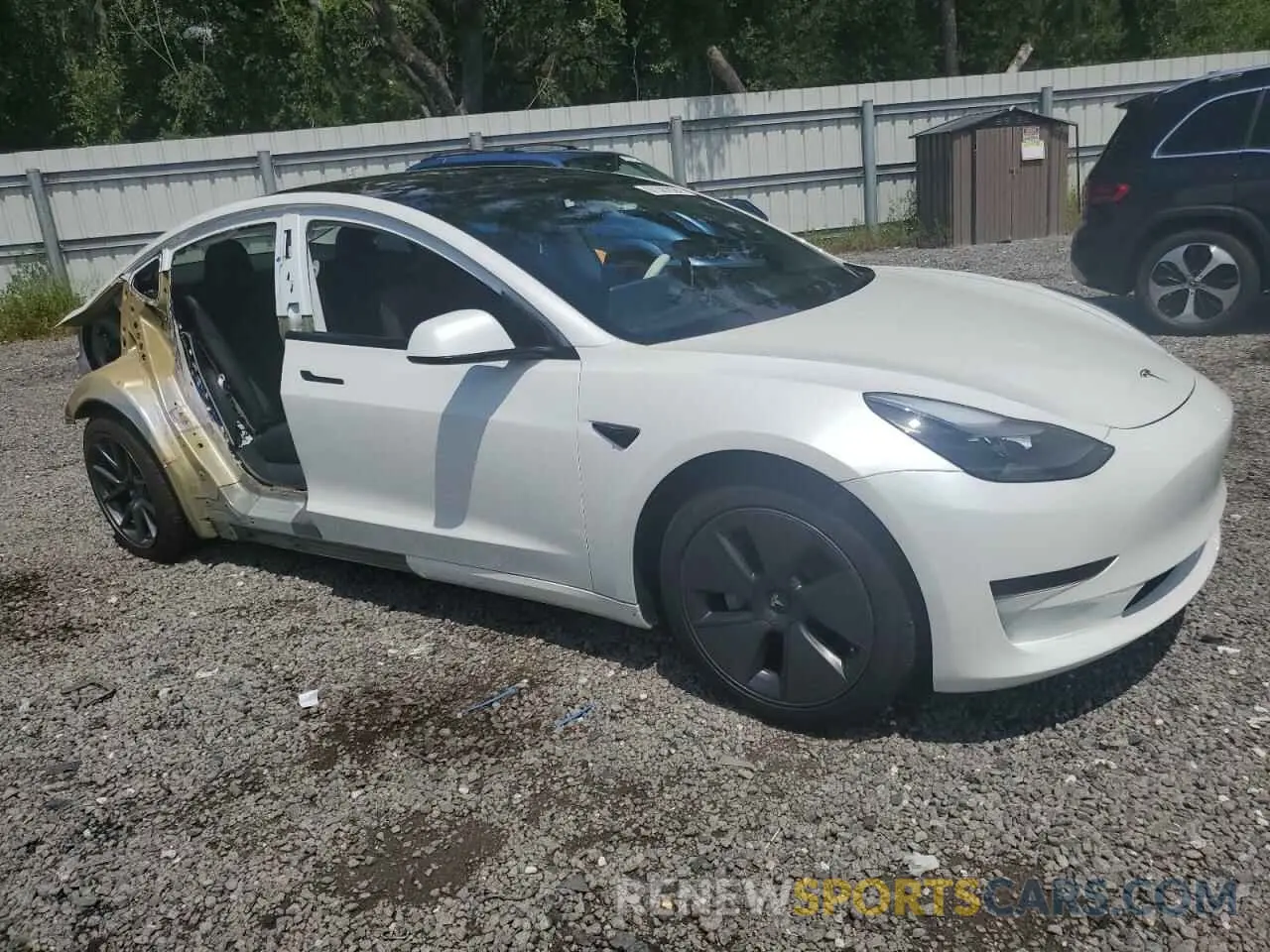 4 Фотография поврежденного автомобиля 5YJ3E1EA6PF558369 TESLA MODEL 3 2023