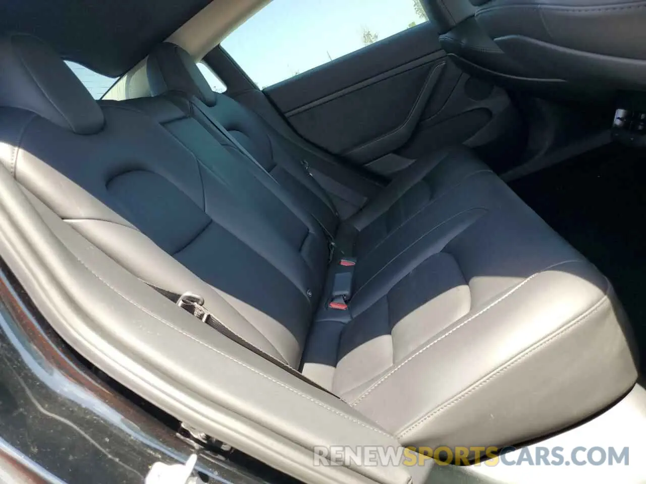 10 Photograph of a damaged car 5YJ3E1EA6PF569999 TESLA MODEL 3 2023