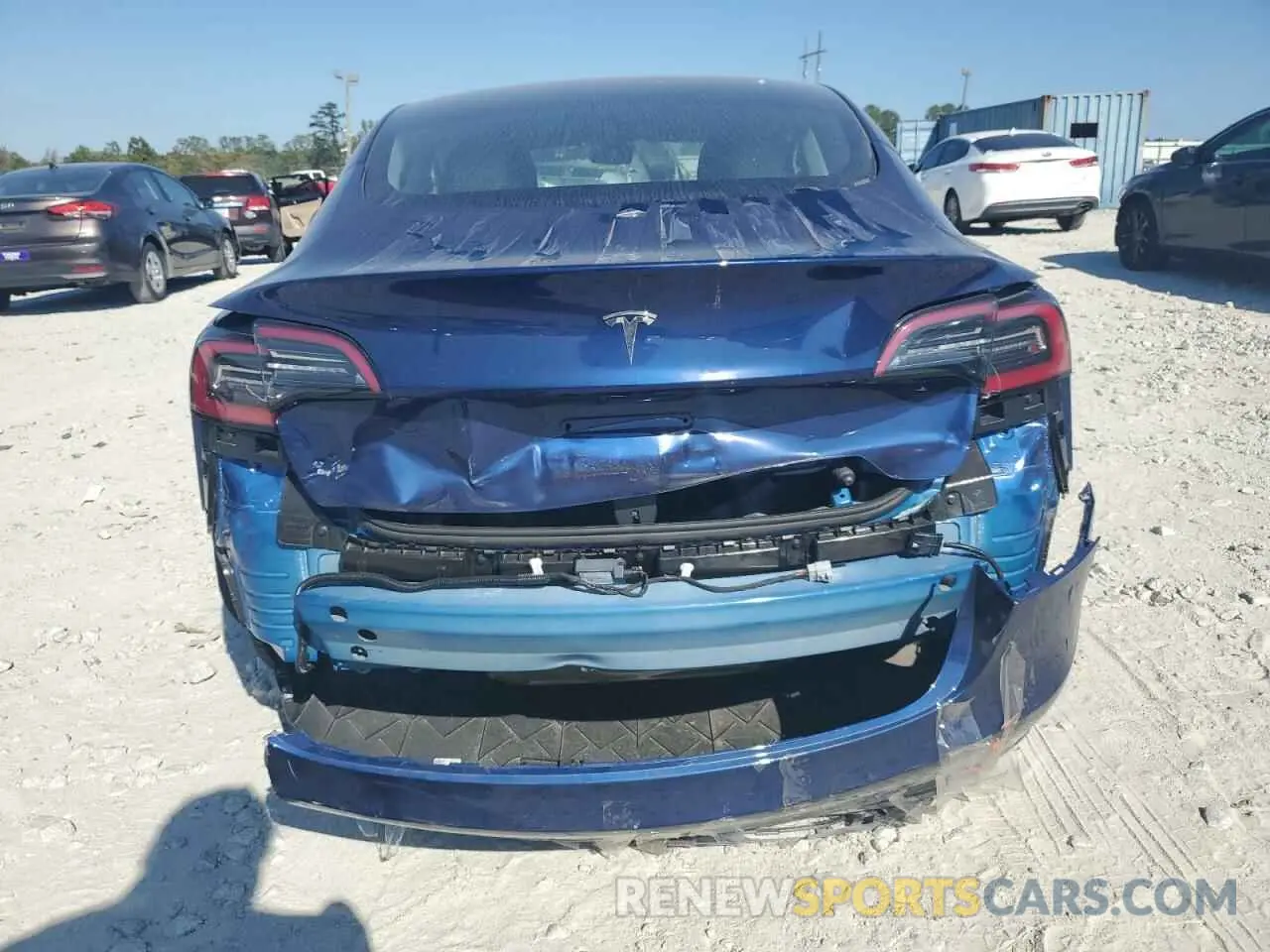 6 Photograph of a damaged car 5YJ3E1EA6PF570098 TESLA MODEL 3 2023