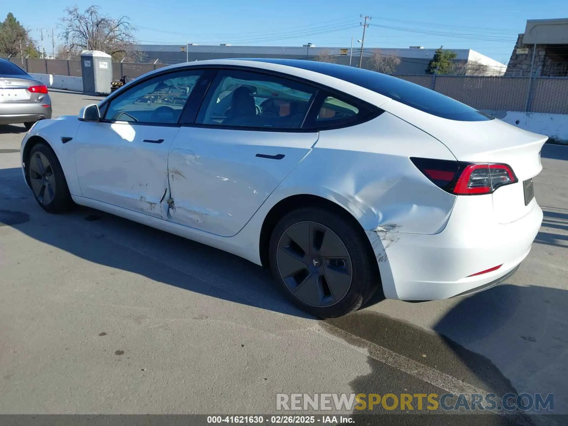 3 Фотография поврежденного автомобиля 5YJ3E1EA6PF606131 TESLA MODEL 3 2023