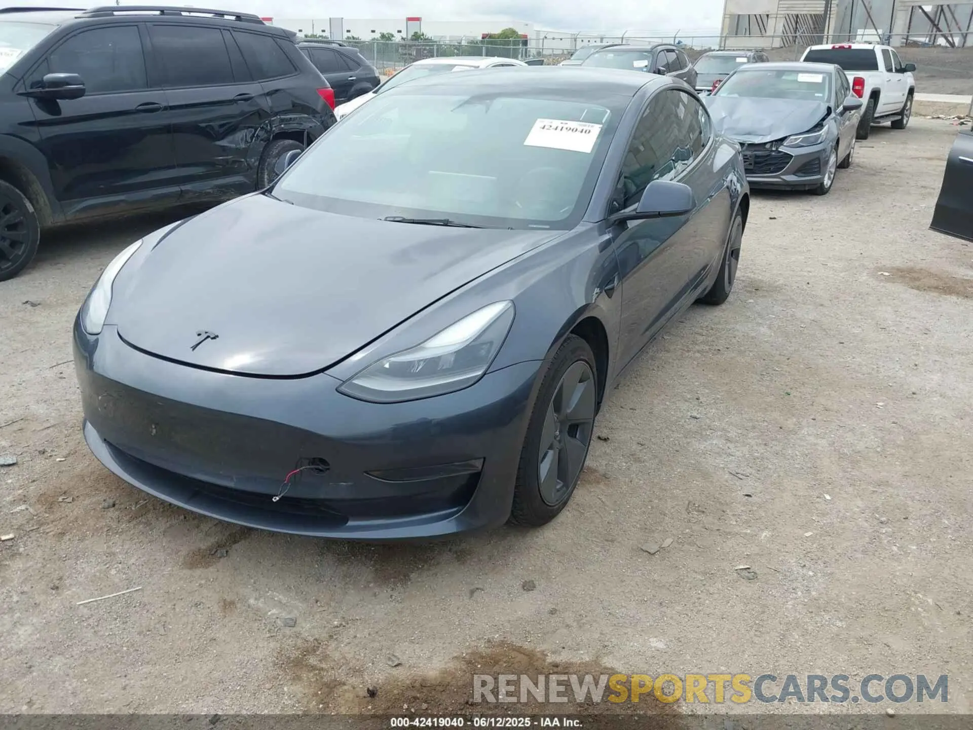 2 Photograph of a damaged car 5YJ3E1EA6PF618263 TESLA MODEL 3 2023
