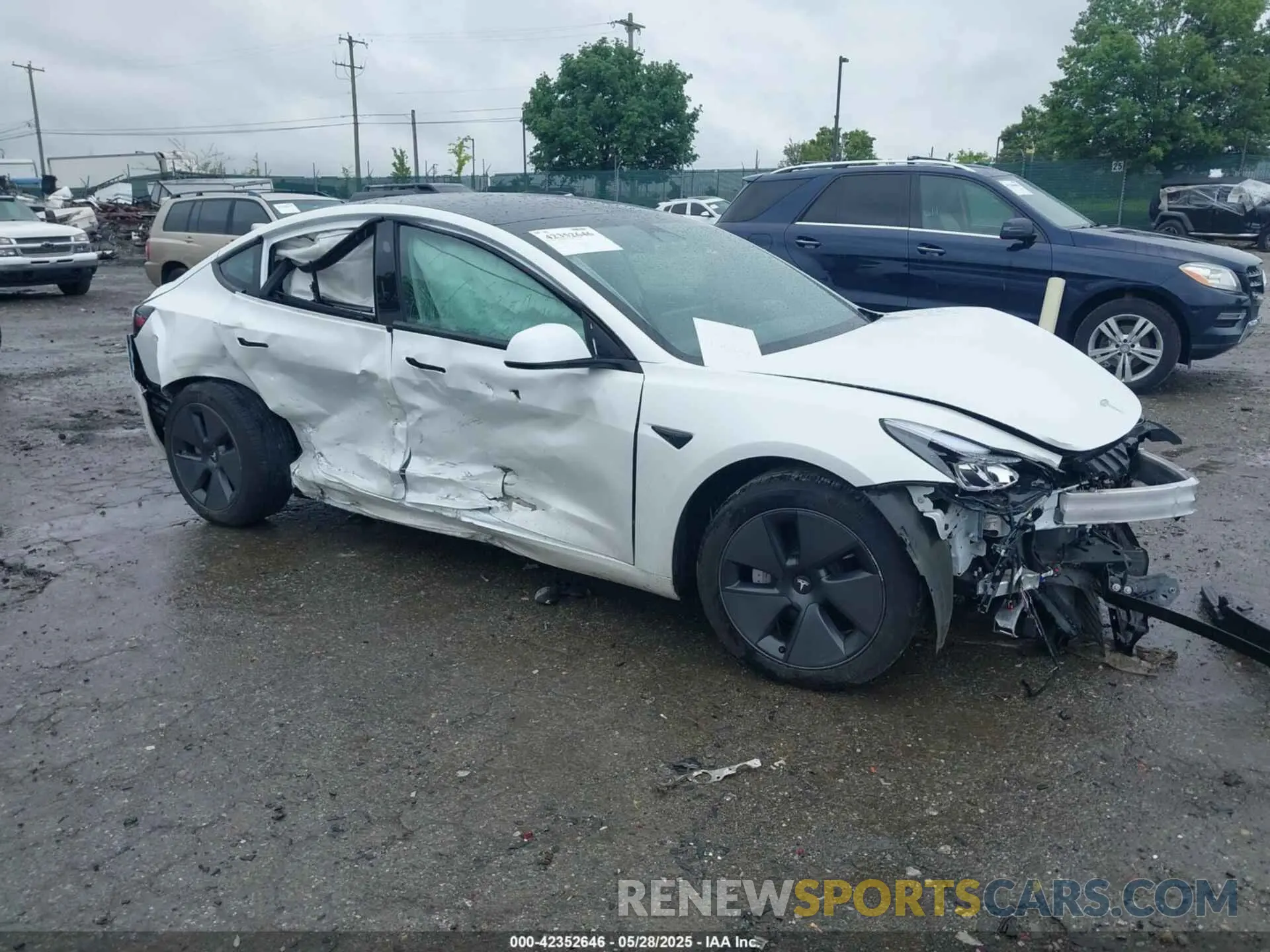 1 Фотография поврежденного автомобиля 5YJ3E1EA6PF625164 TESLA MODEL 3 2023