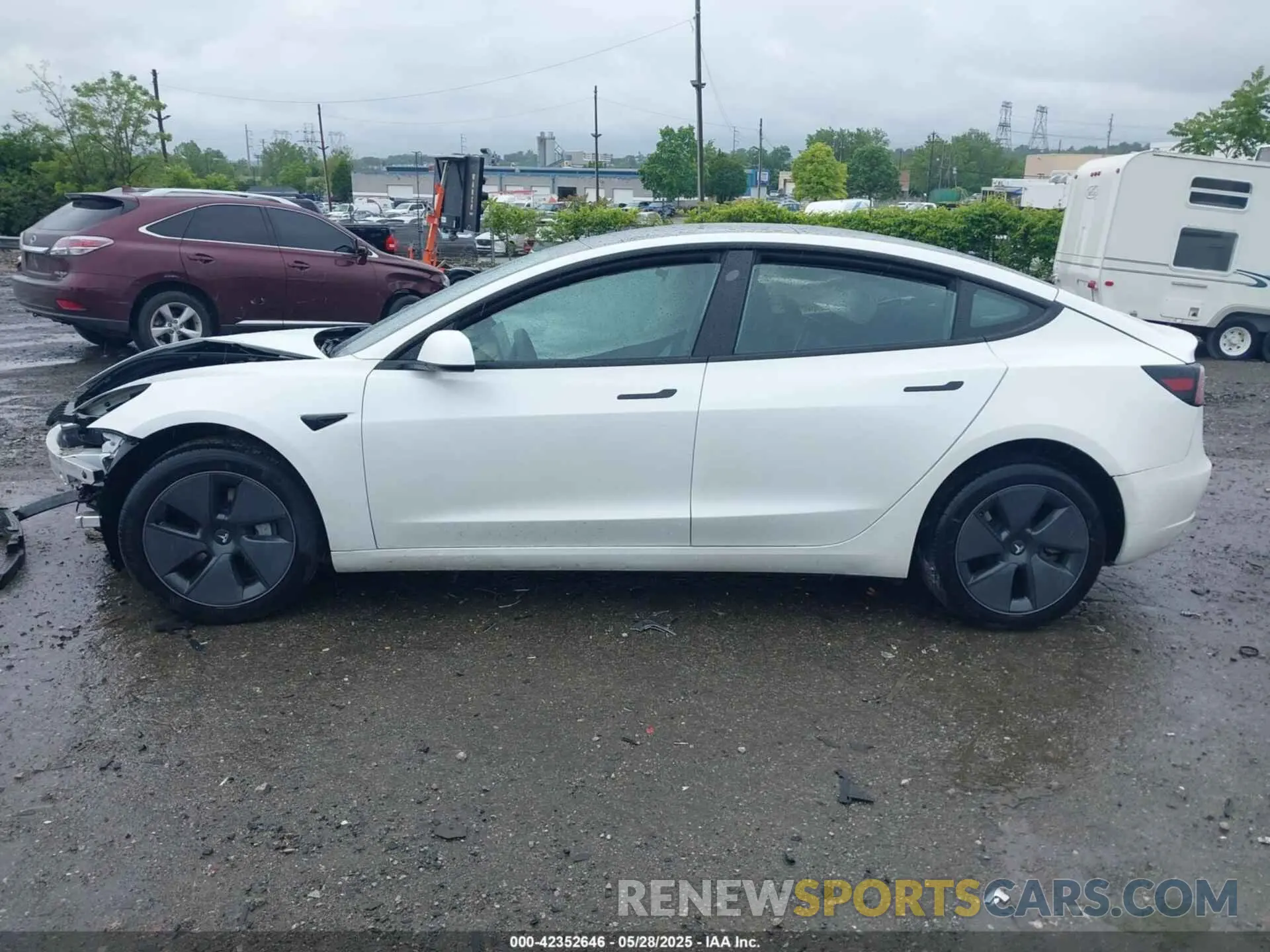 13 Фотография поврежденного автомобиля 5YJ3E1EA6PF625164 TESLA MODEL 3 2023