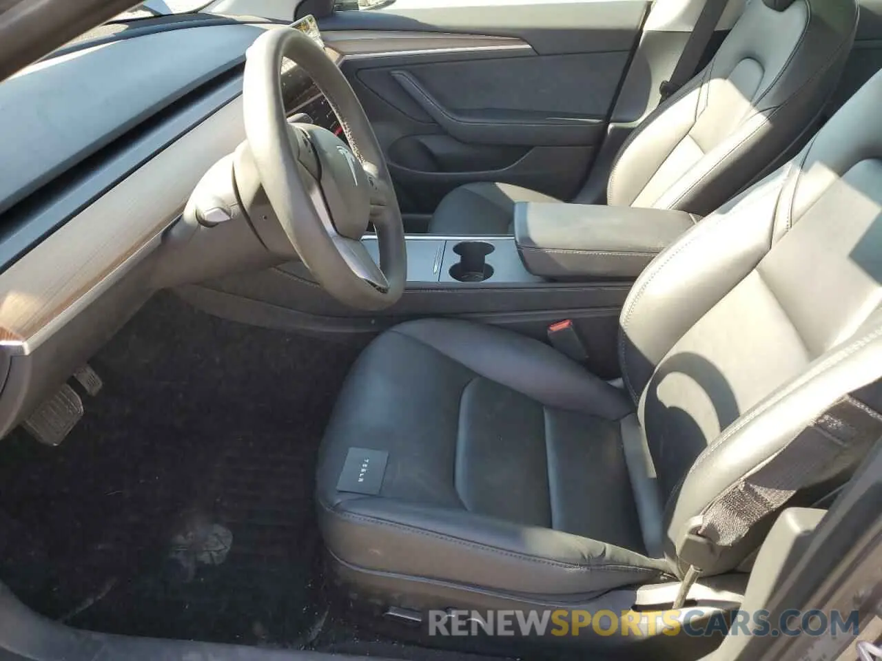 7 Photograph of a damaged car 5YJ3E1EA6PF643986 TESLA MODEL 3 2023