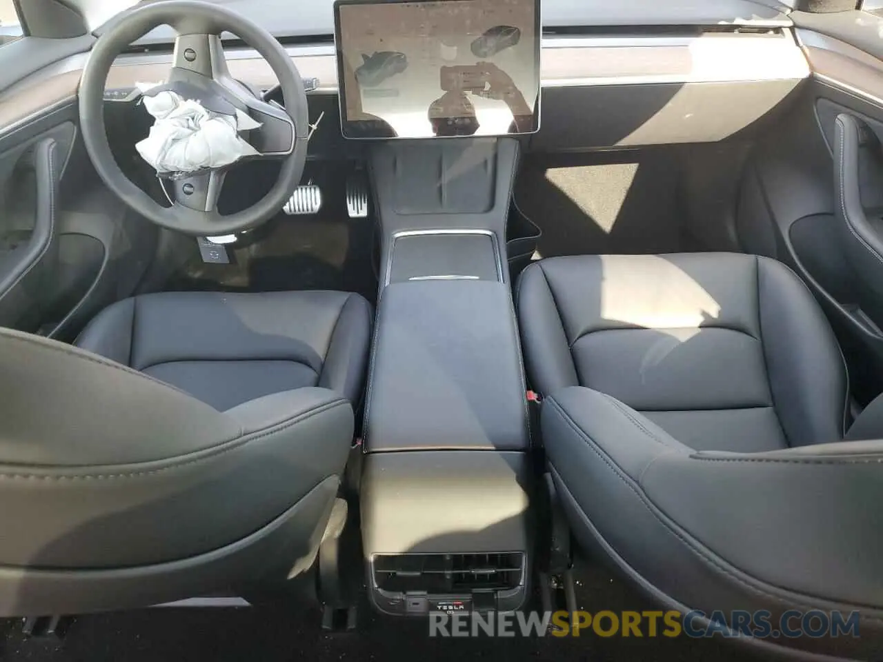 8 Photograph of a damaged car 5YJ3E1EA6PF656107 TESLA MODEL 3 2023