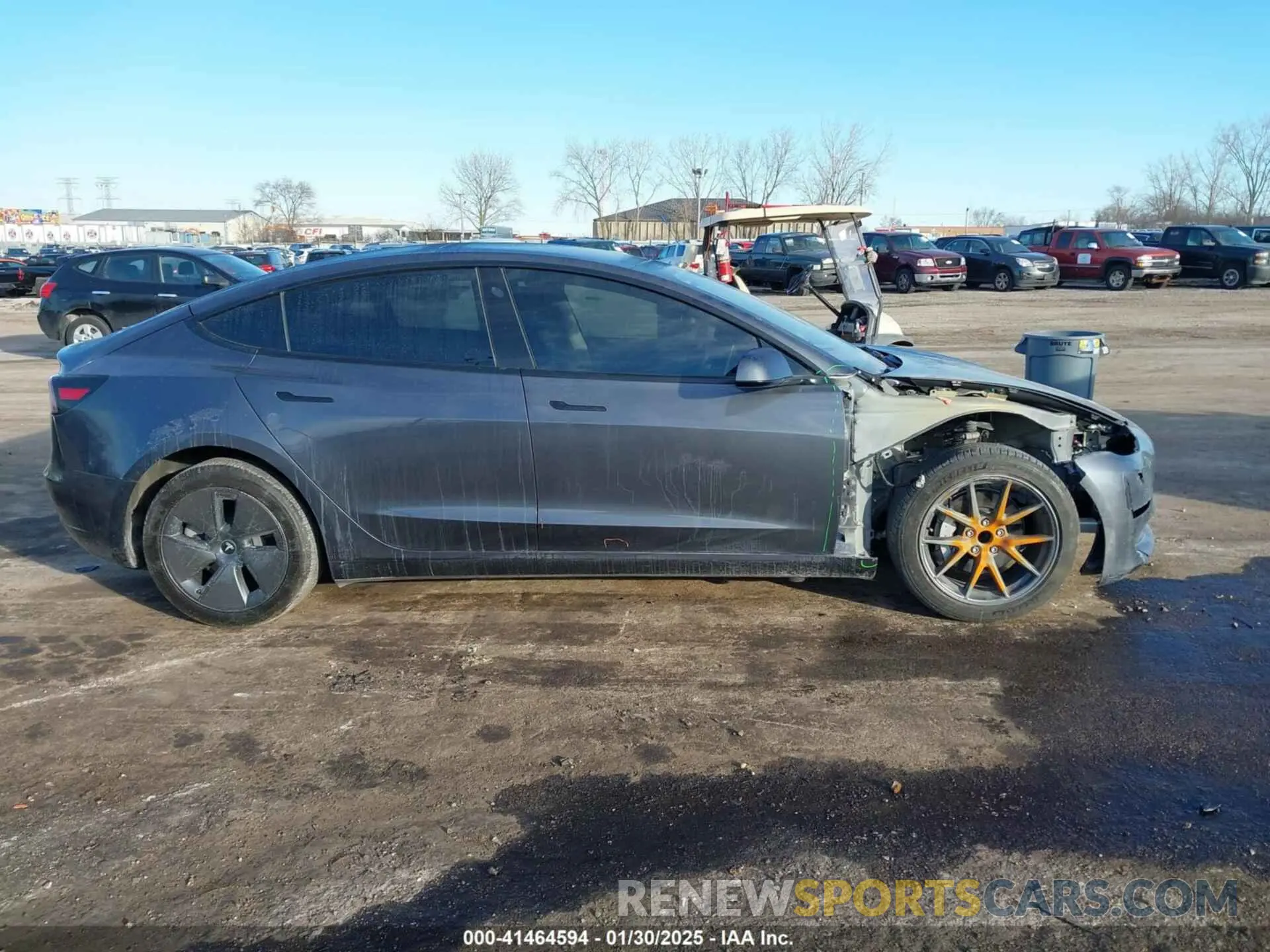 14 Photograph of a damaged car 5YJ3E1EA6PF658486 TESLA MODEL 3 2023