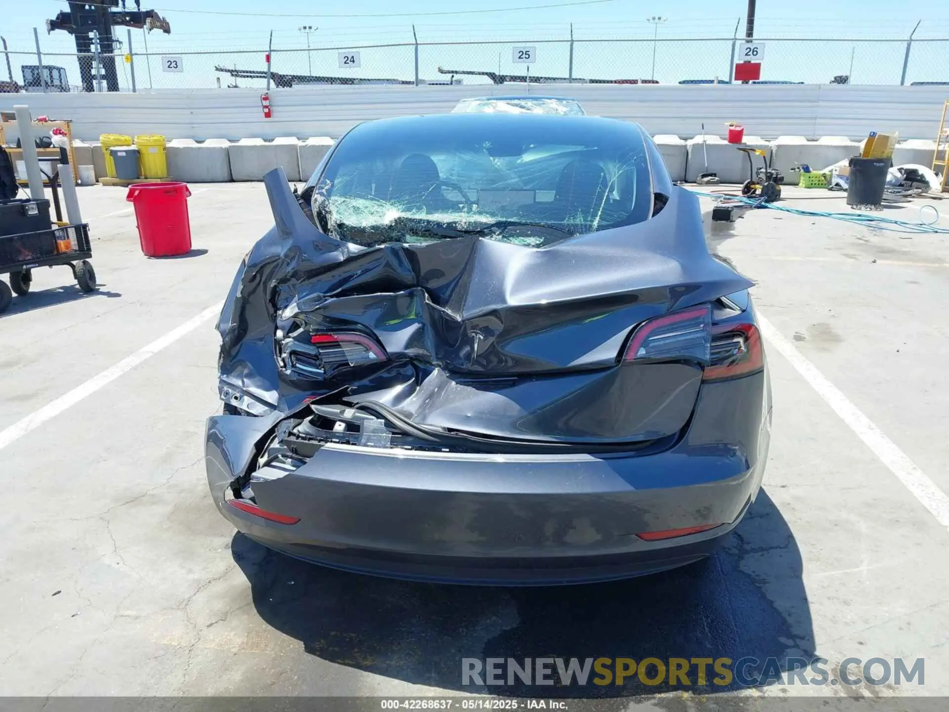 16 Photograph of a damaged car 5YJ3E1EA6PF694419 TESLA MODEL 3 2023