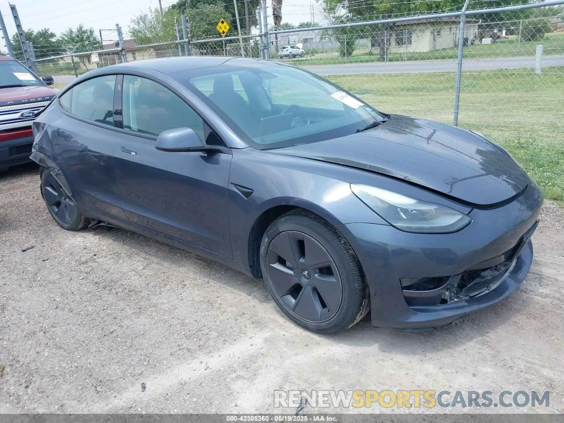 1 Photograph of a damaged car 5YJ3E1EA7PF409243 TESLA MODEL 3 2023