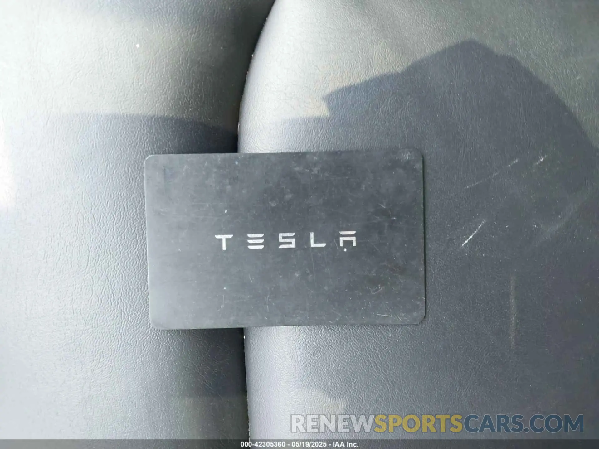 11 Photograph of a damaged car 5YJ3E1EA7PF409243 TESLA MODEL 3 2023