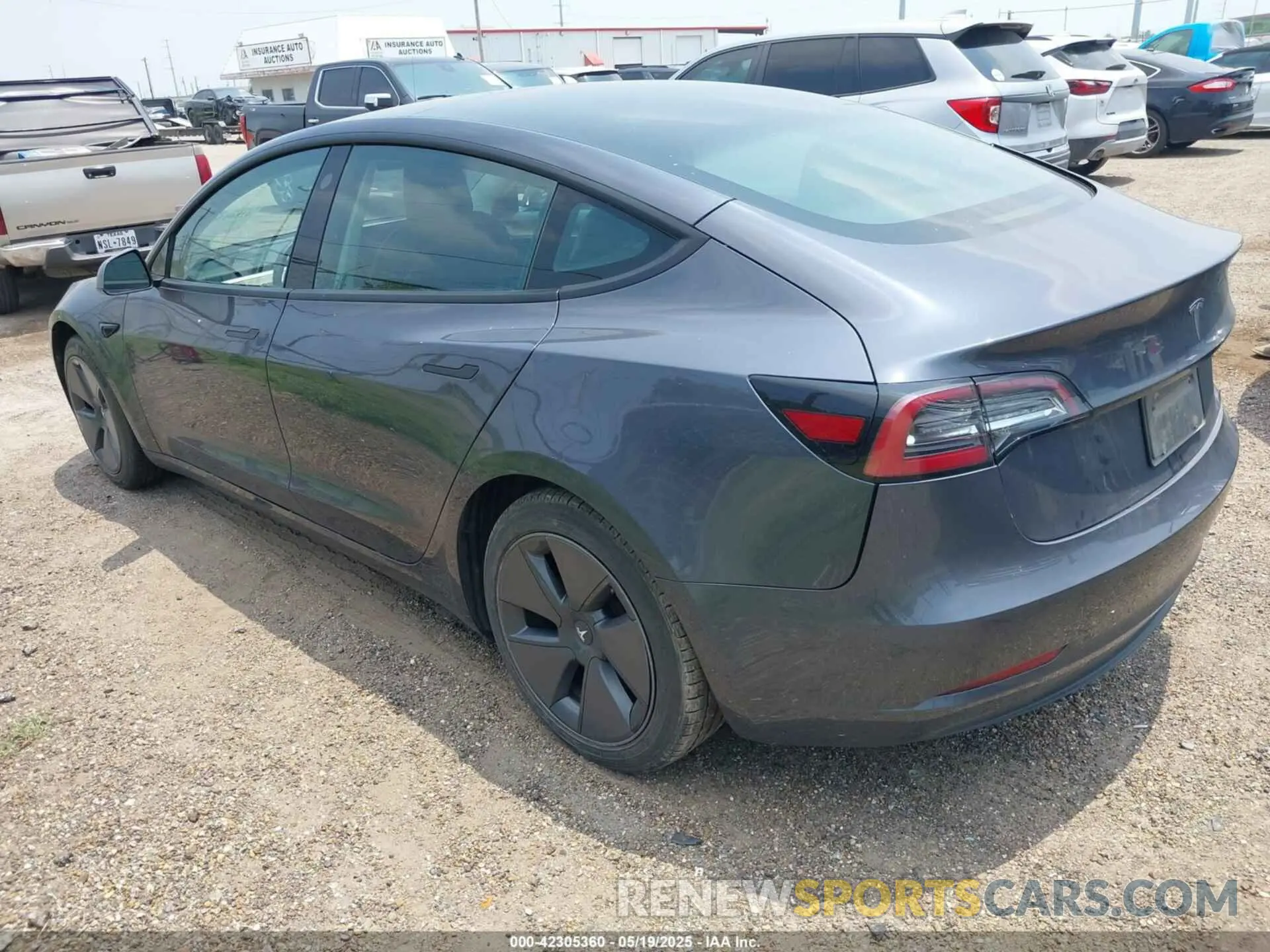 3 Photograph of a damaged car 5YJ3E1EA7PF409243 TESLA MODEL 3 2023