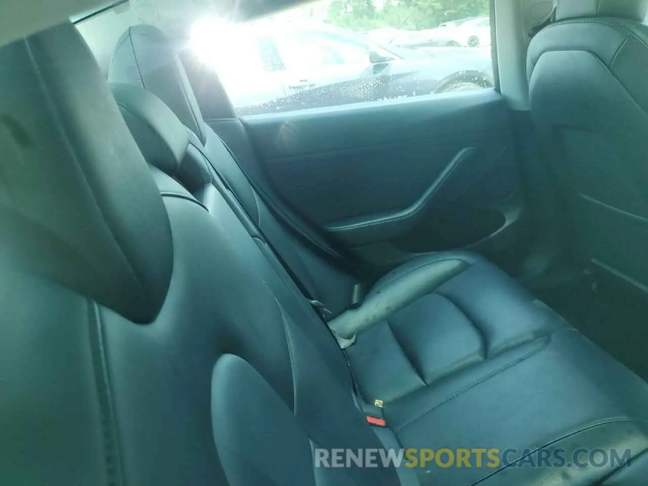 10 Photograph of a damaged car 5YJ3E1EA7PF430884 TESLA MODEL 3 2023