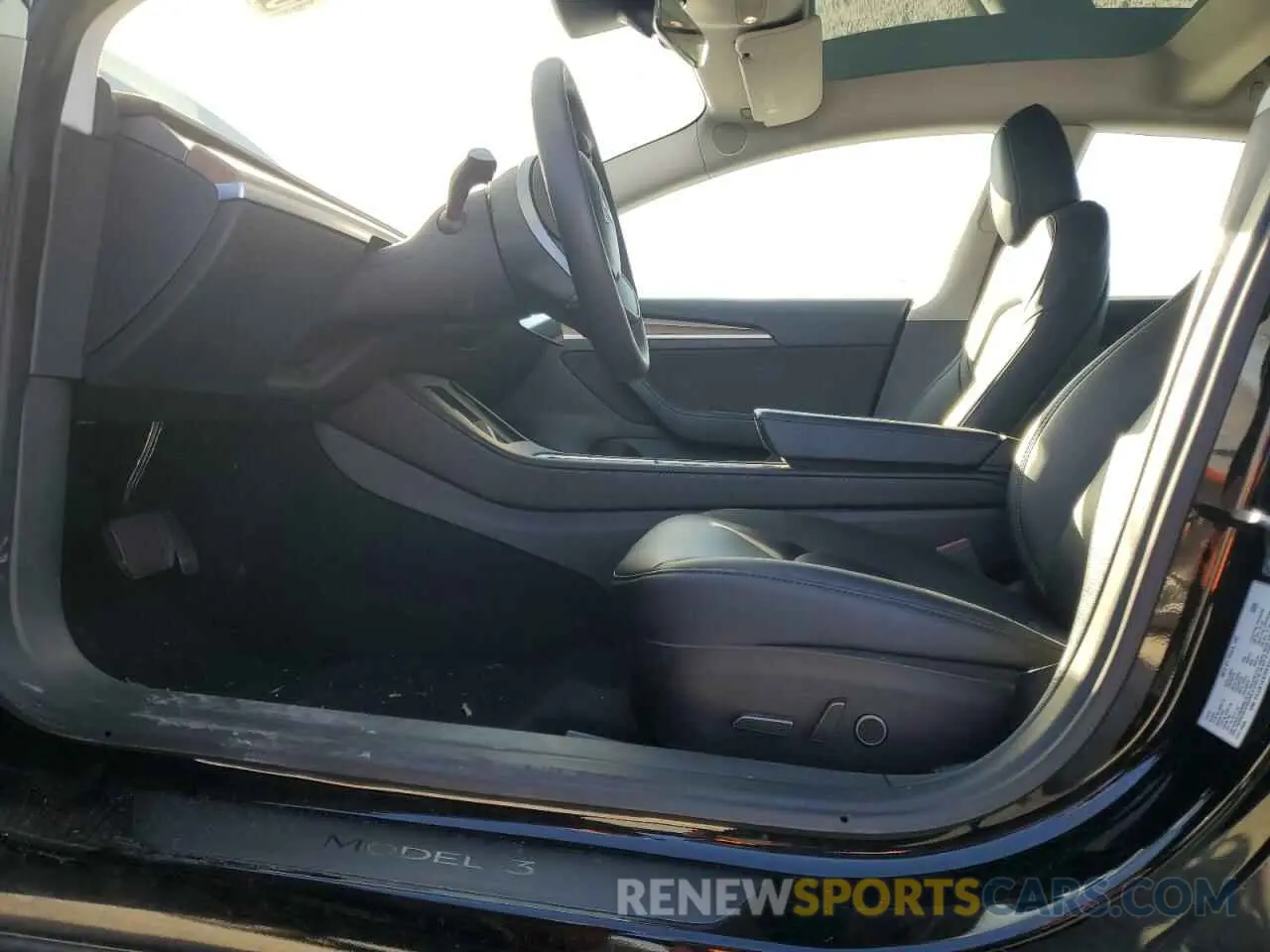 7 Фотография поврежденного автомобиля 5YJ3E1EA7PF437124 TESLA MODEL 3 2023