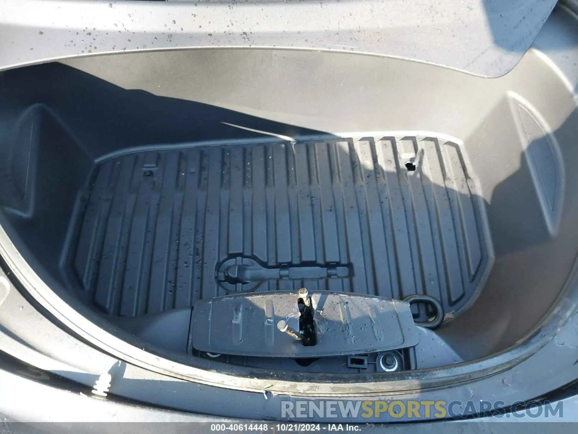 10 Photograph of a damaged car 5YJ3E1EA7PF458006 TESLA MODEL 3 2023