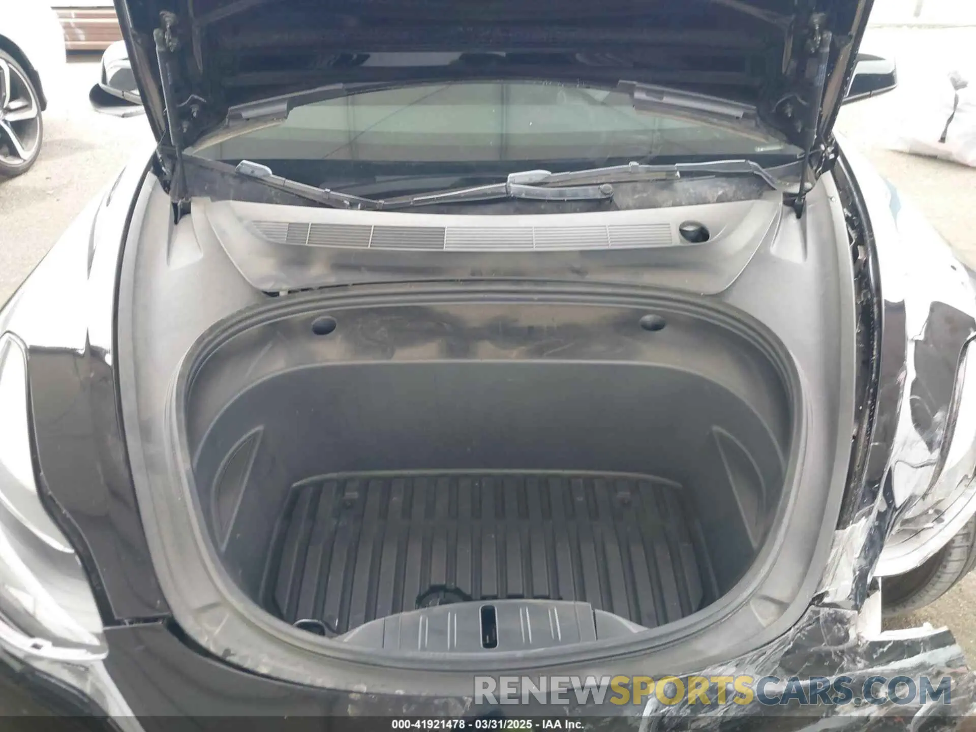 10 Фотография поврежденного автомобиля 5YJ3E1EA7PF473749 TESLA MODEL 3 2023