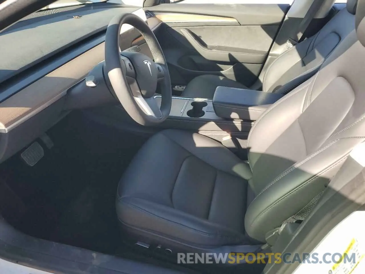 7 Photograph of a damaged car 5YJ3E1EA7PF474240 TESLA MODEL 3 2023