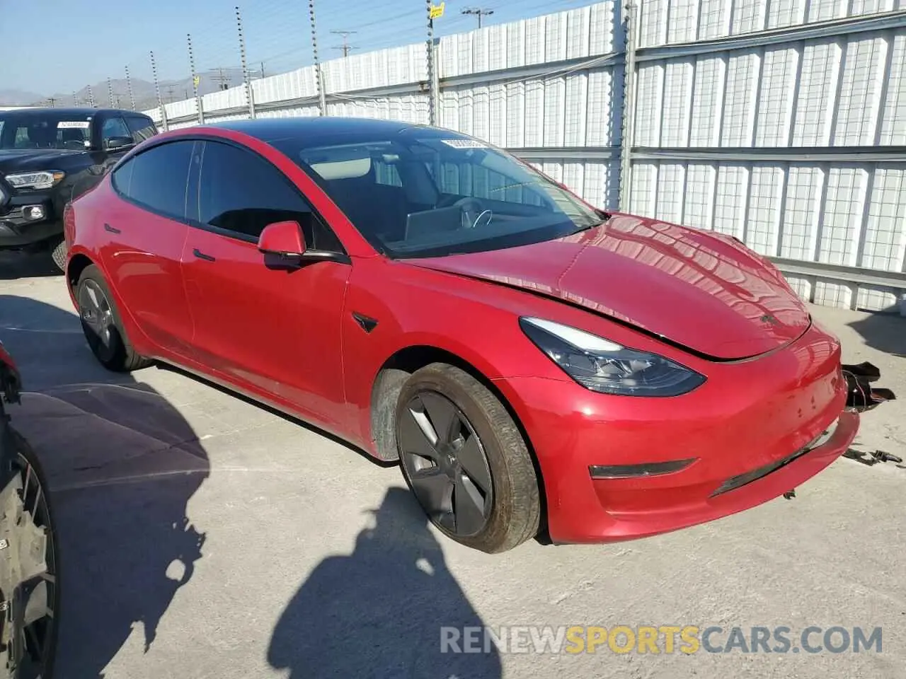 4 Photograph of a damaged car 5YJ3E1EA7PF475663 TESLA MODEL 3 2023