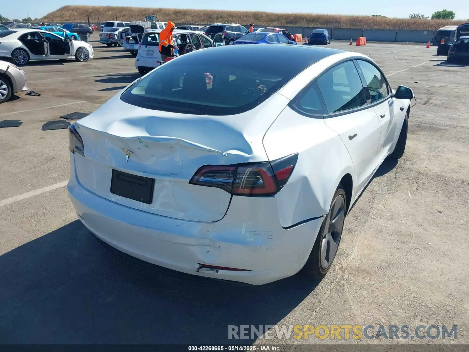 6 Photograph of a damaged car 5YJ3E1EA7PF486811 TESLA MODEL 3 2023