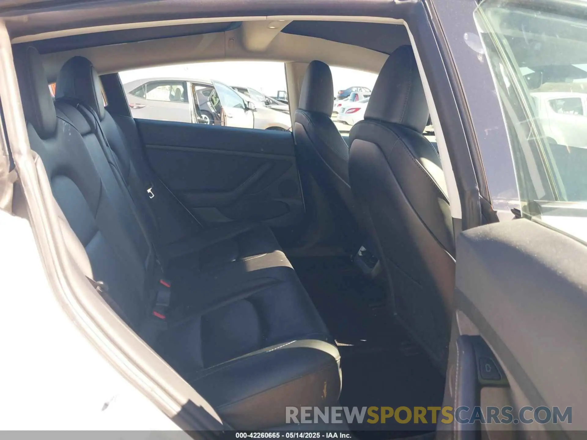 8 Photograph of a damaged car 5YJ3E1EA7PF486811 TESLA MODEL 3 2023