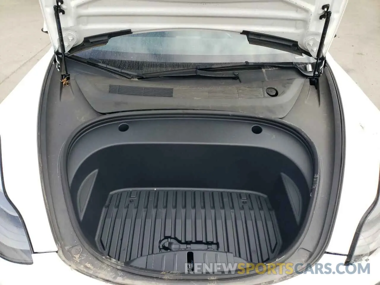 13 Photograph of a damaged car 5YJ3E1EA7PF488316 TESLA MODEL 3 2023
