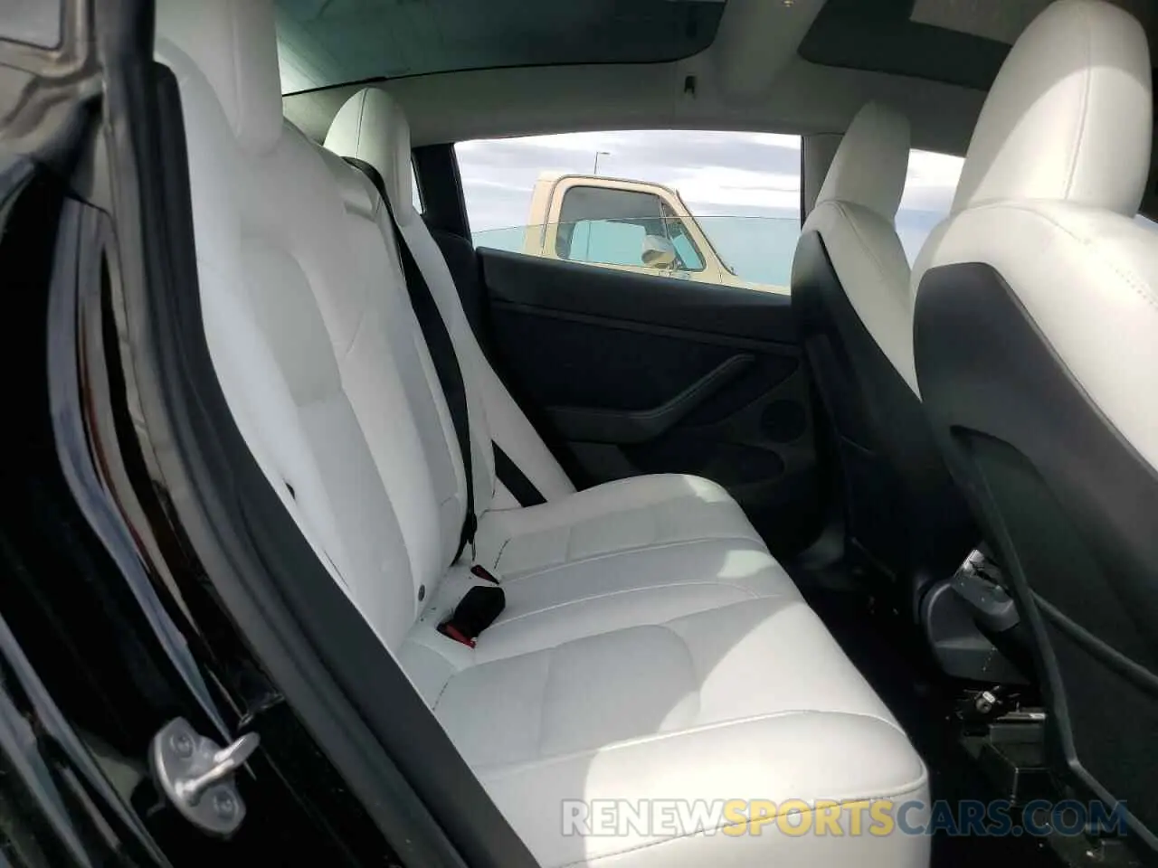 11 Фотография поврежденного автомобиля 5YJ3E1EA7PF502831 TESLA MODEL 3 2023