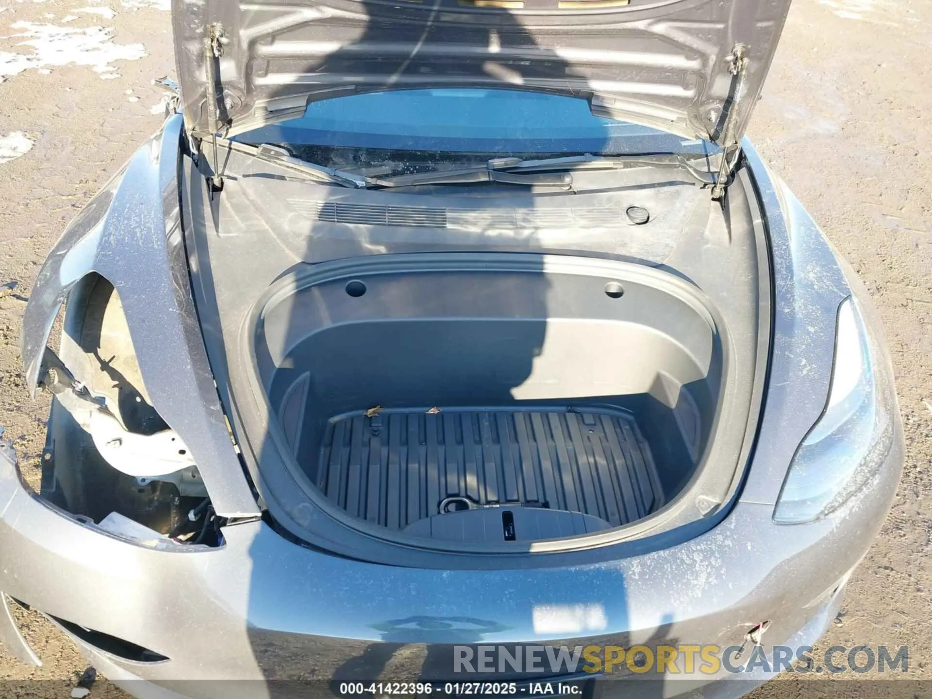 10 Photograph of a damaged car 5YJ3E1EA7PF509567 TESLA MODEL 3 2023