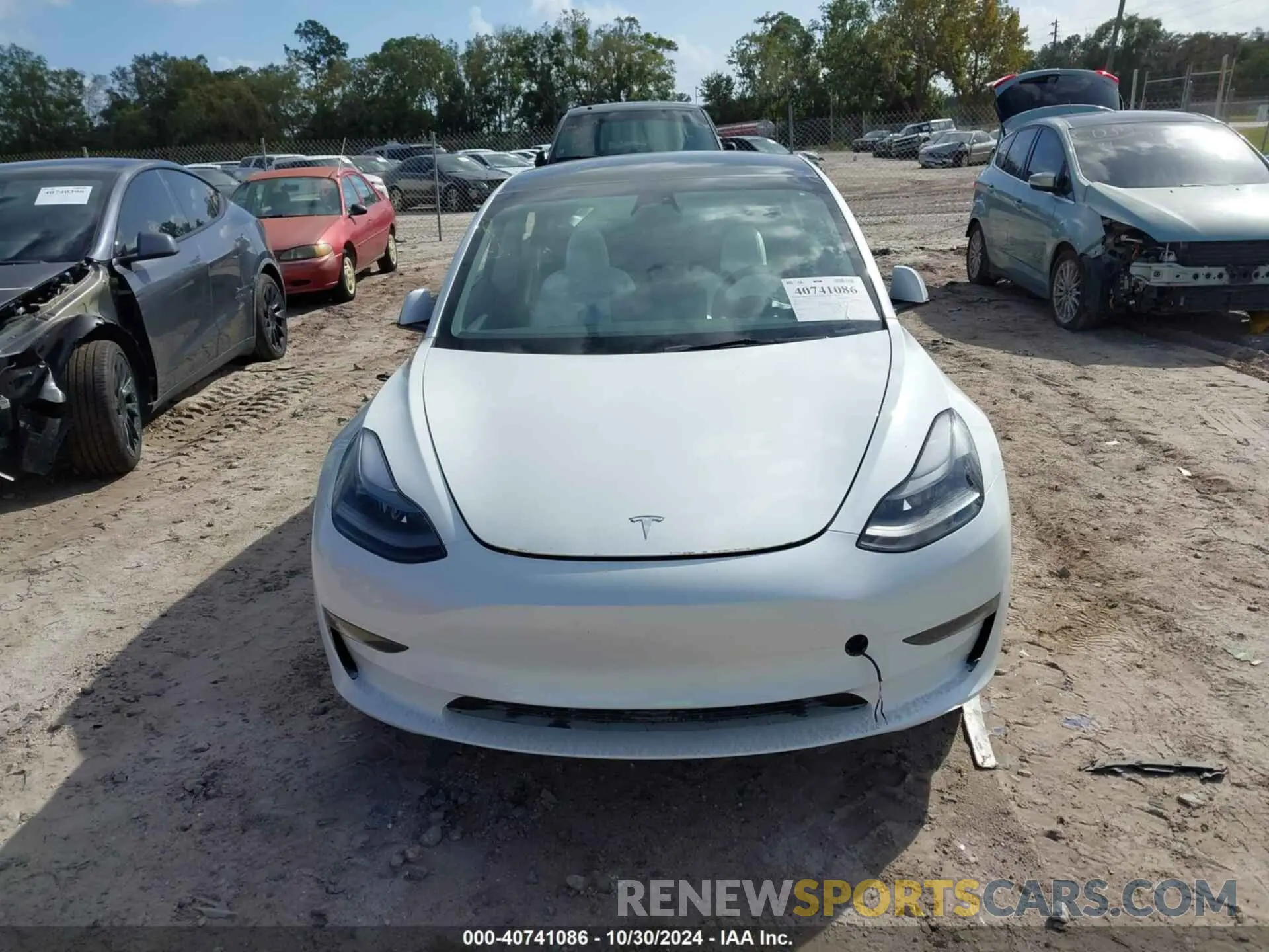 6 Photograph of a damaged car 5YJ3E1EA7PF516762 TESLA MODEL 3 2023