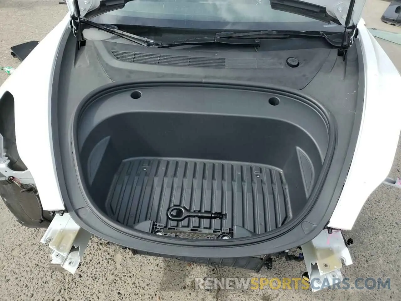 11 Photograph of a damaged car 5YJ3E1EA7PF546974 TESLA MODEL 3 2023